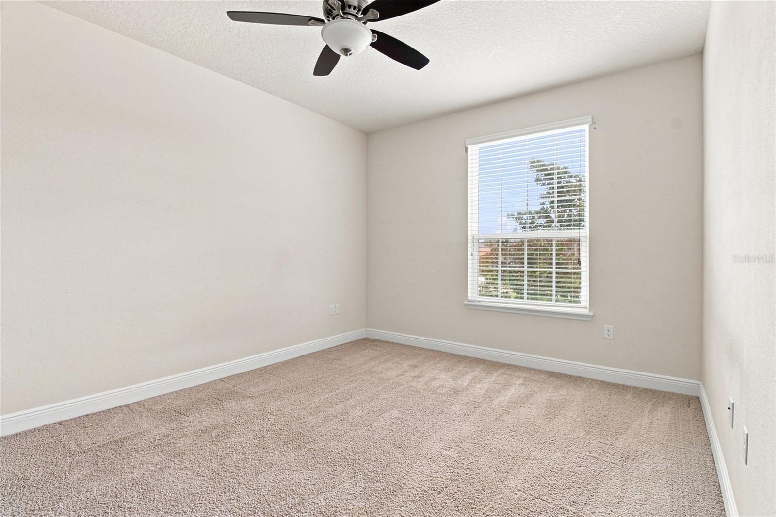 1215 HILLANDALE RESERVE DR