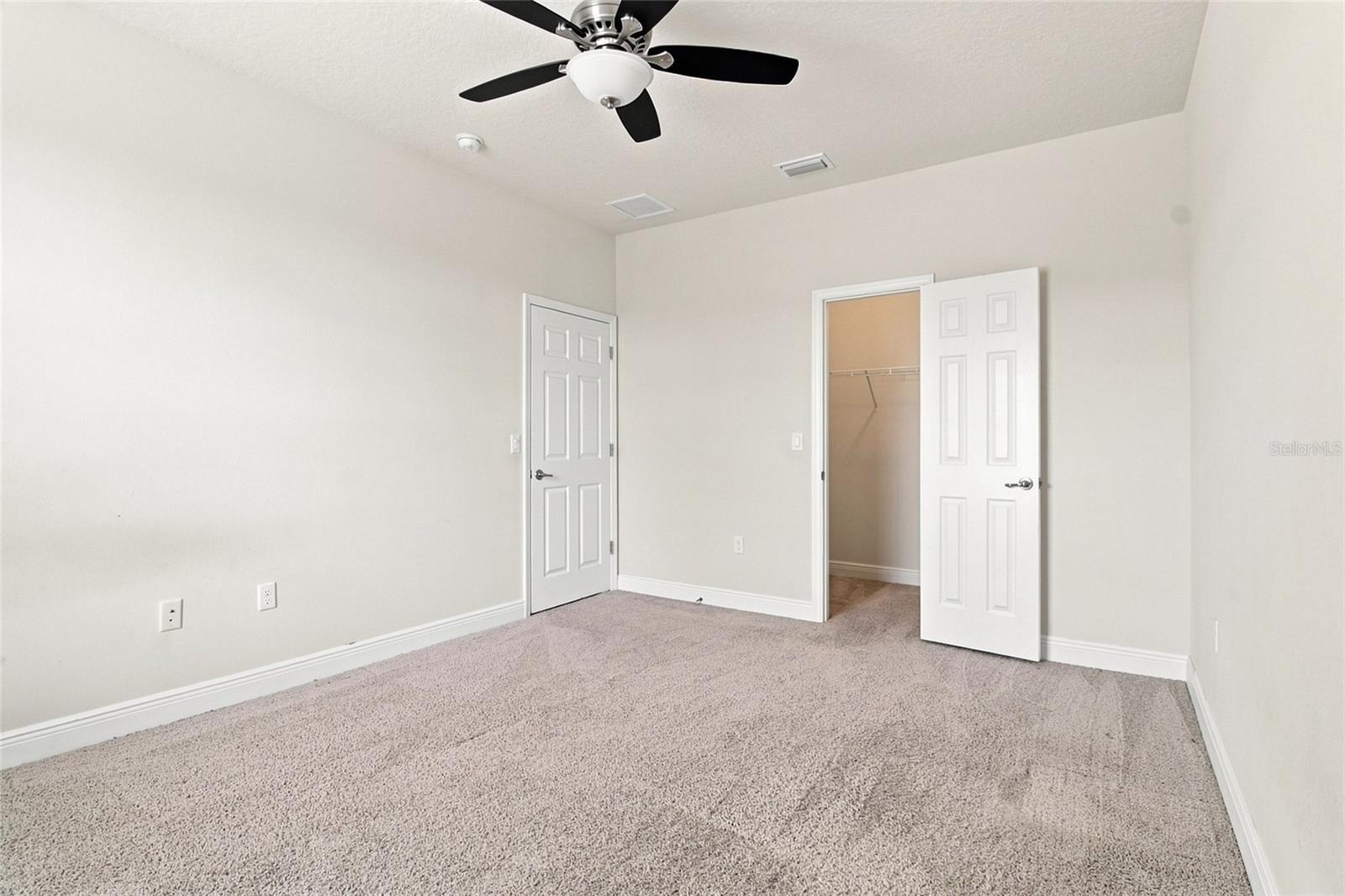 1215 HILLANDALE RESERVE DR