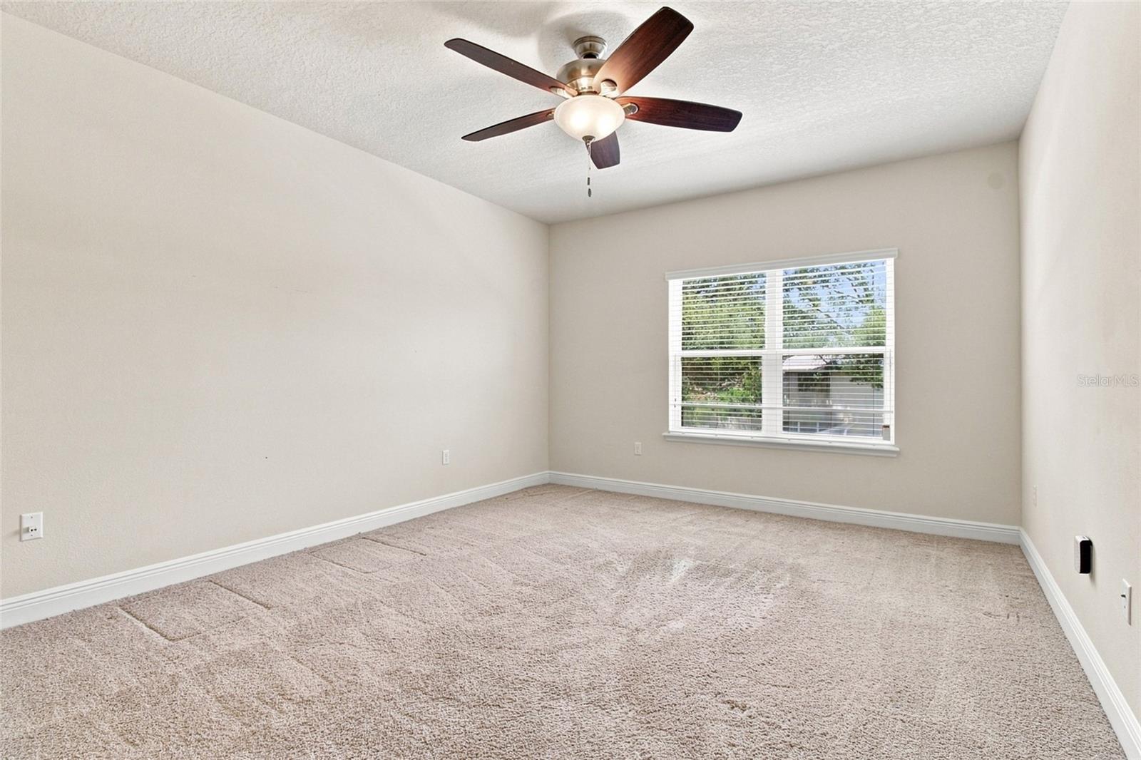 1215 HILLANDALE RESERVE DR