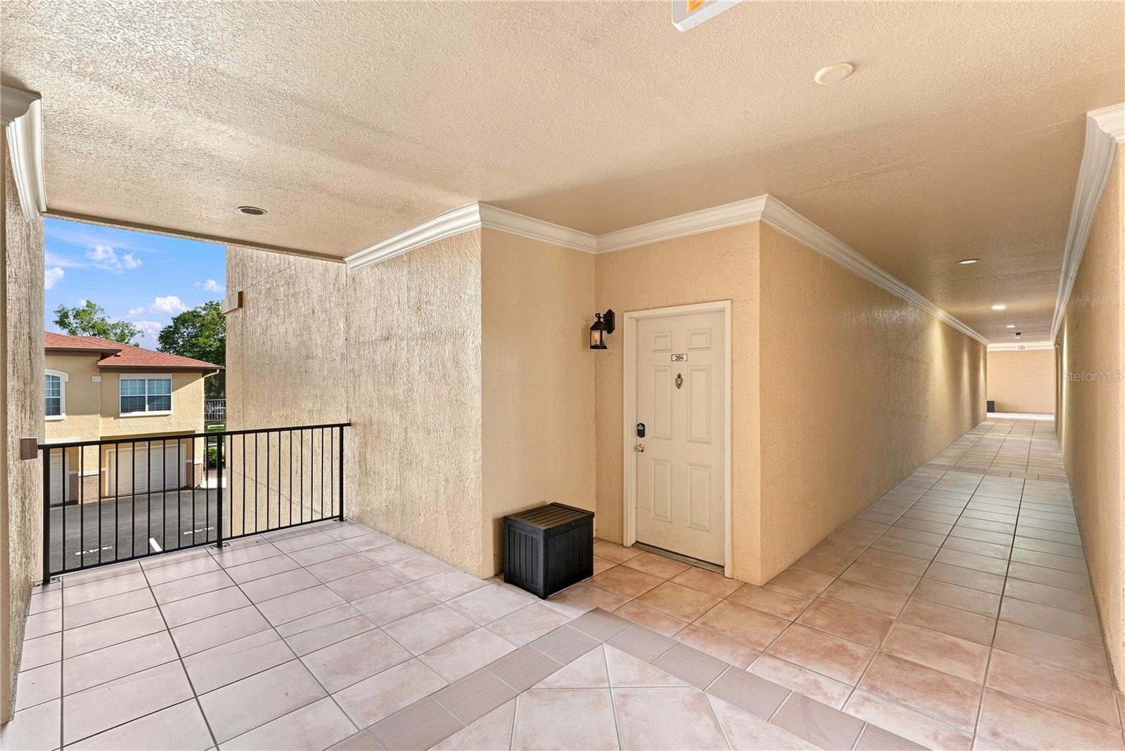 4333 BAYSIDE VILLAGE DR #206