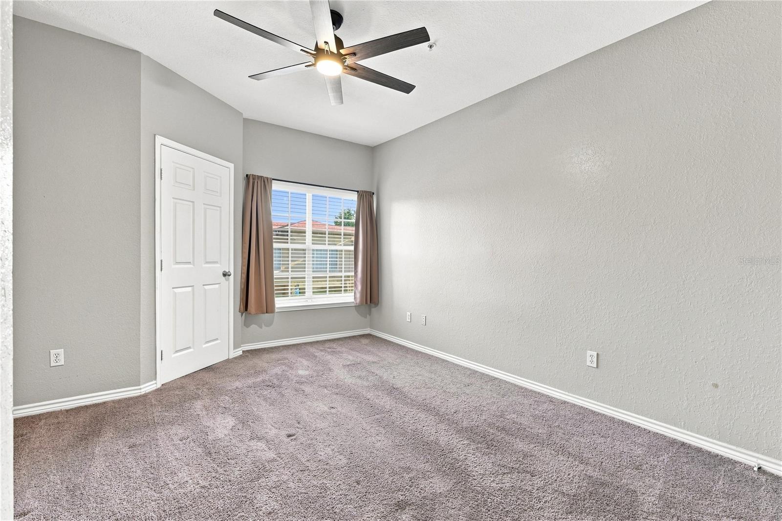 4333 BAYSIDE VILLAGE DR #206