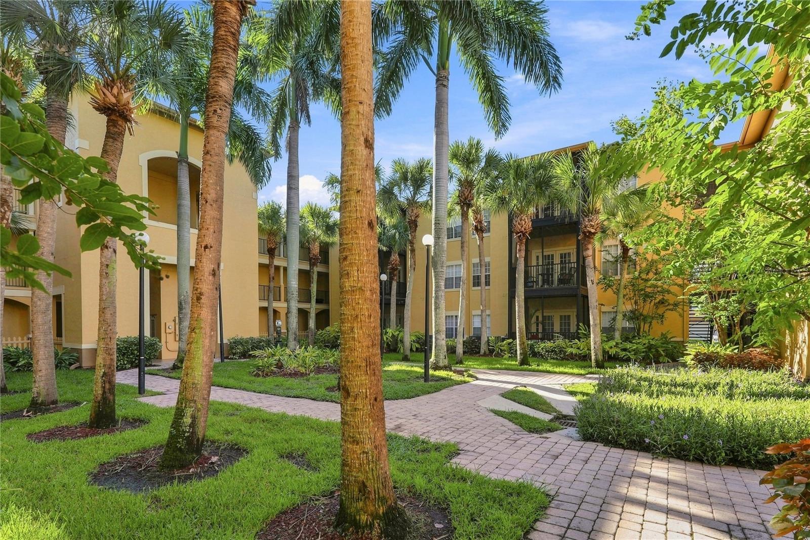 4333 BAYSIDE VILLAGE DR #206