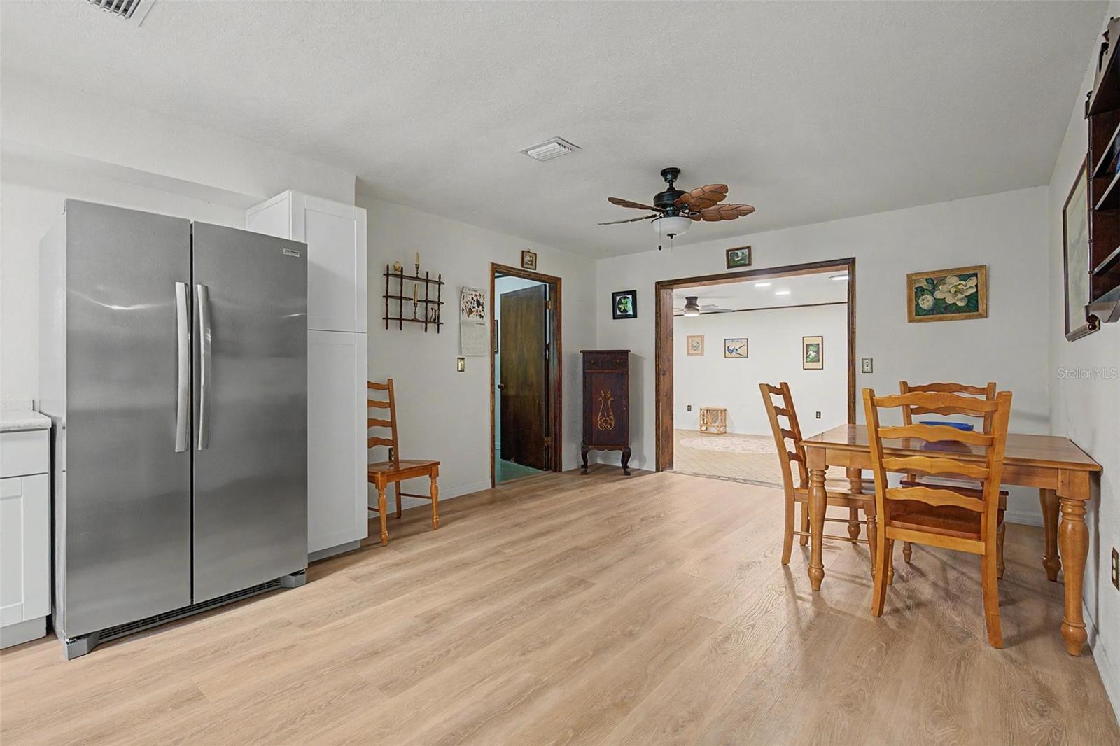 3621 OAKWOOD DR
