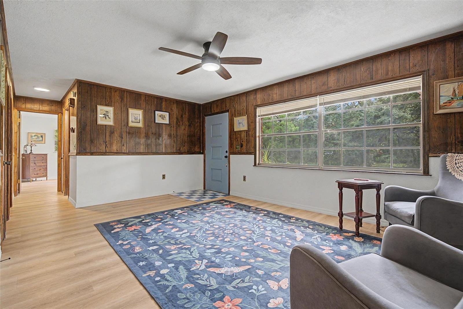 3621 OAKWOOD DR