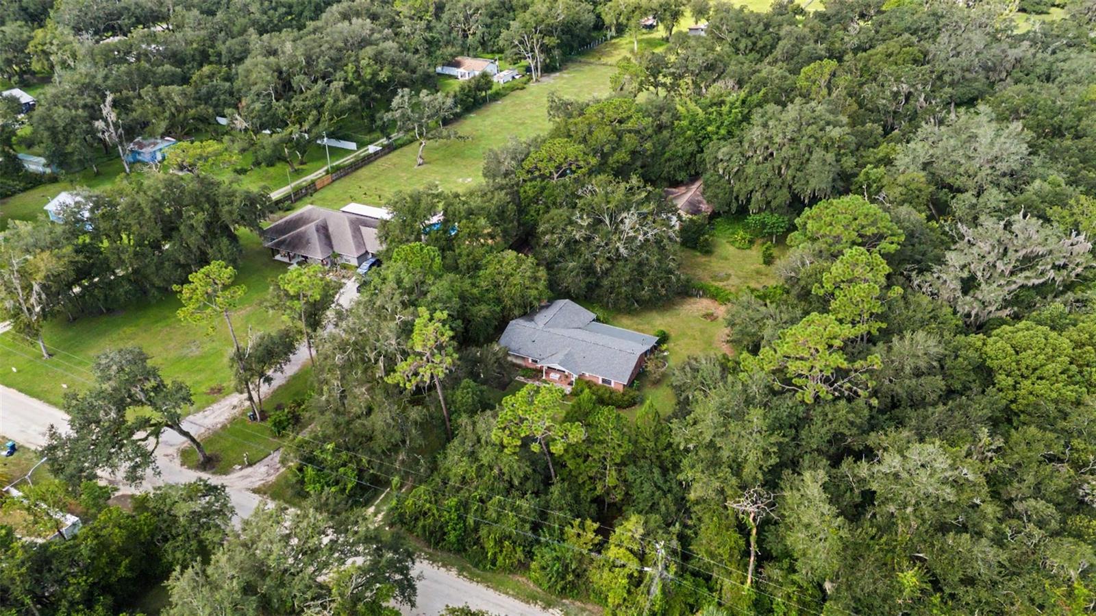 3621 OAKWOOD DR