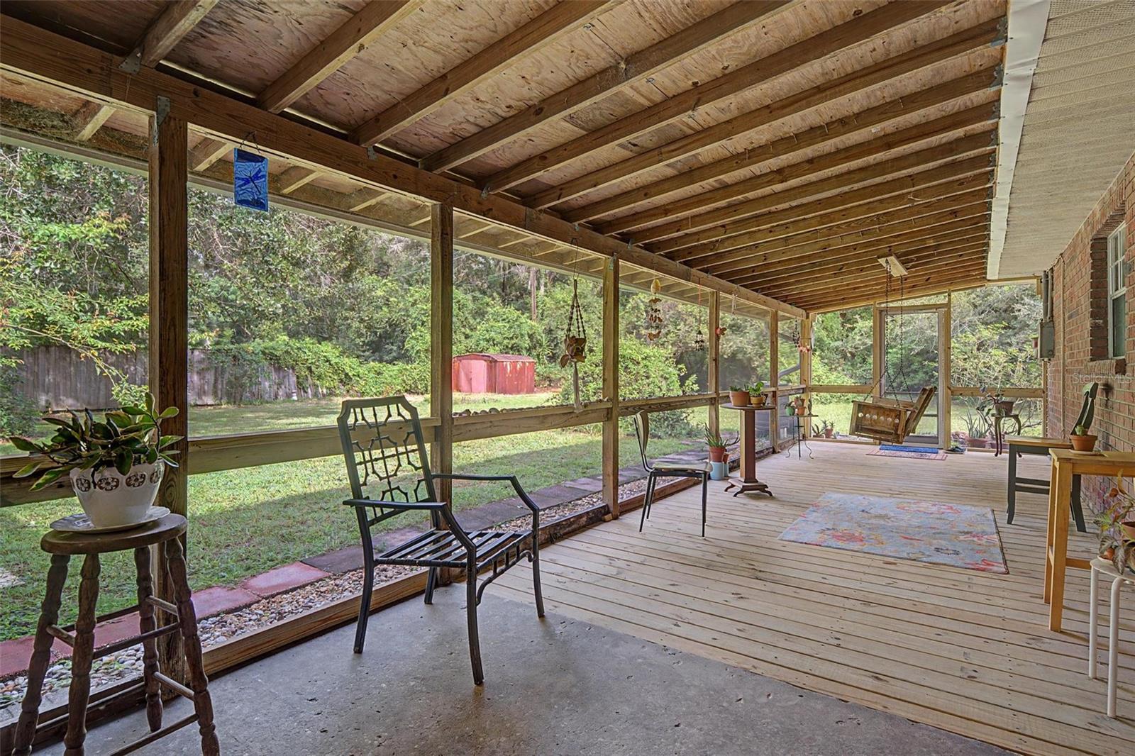 3621 OAKWOOD DR