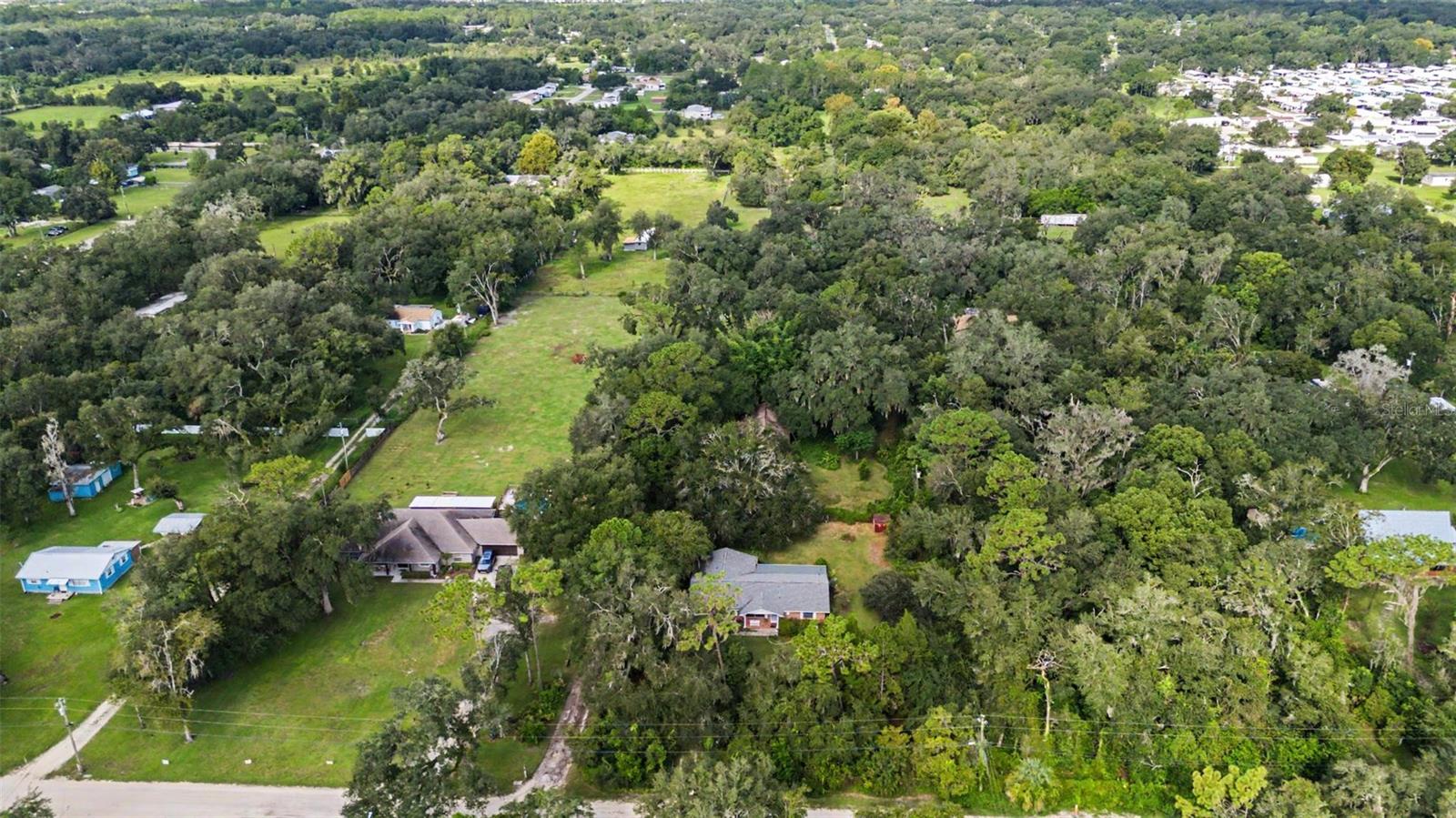 3621 OAKWOOD DR