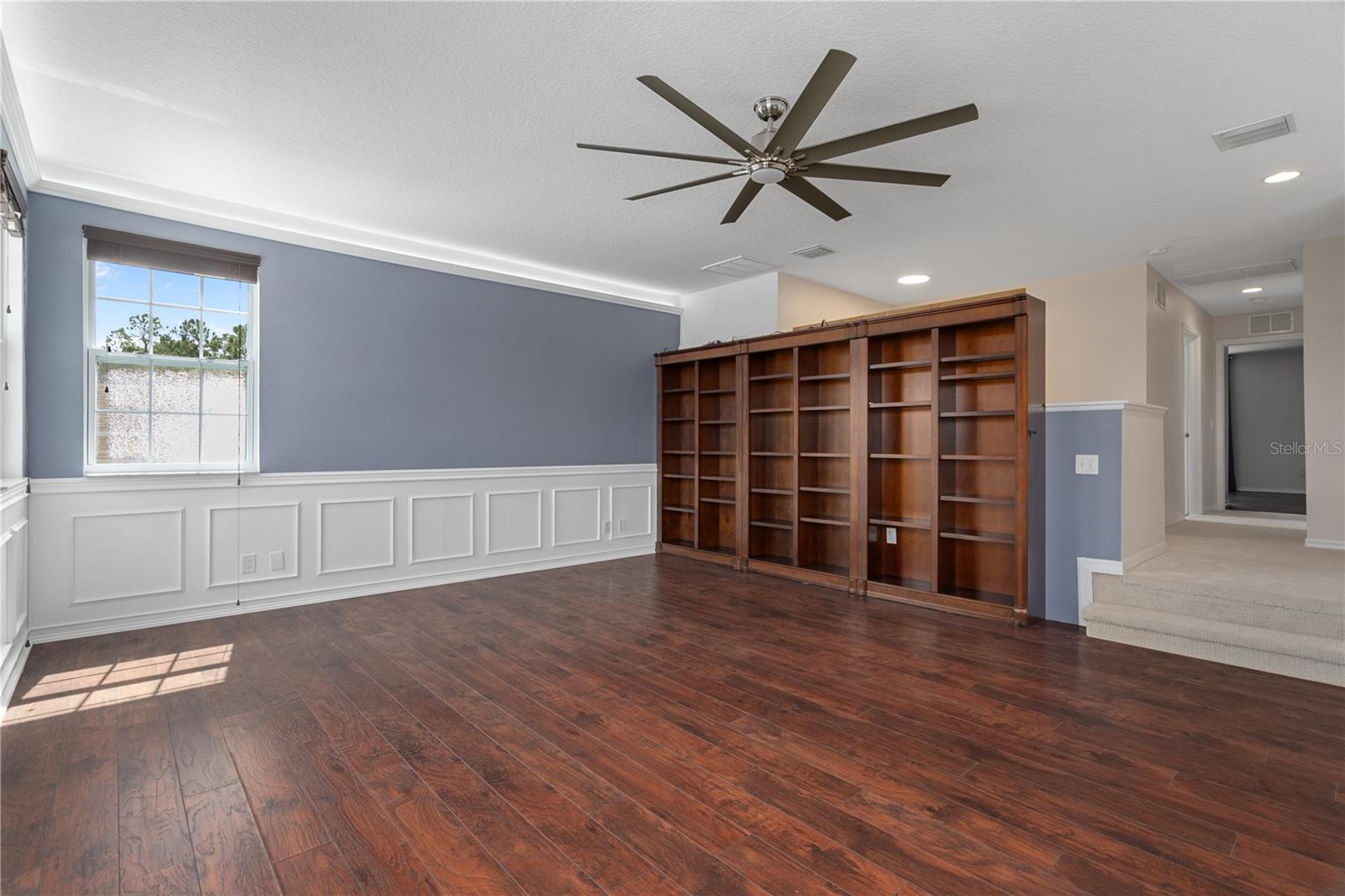 4522 MAPLETREE LOOP