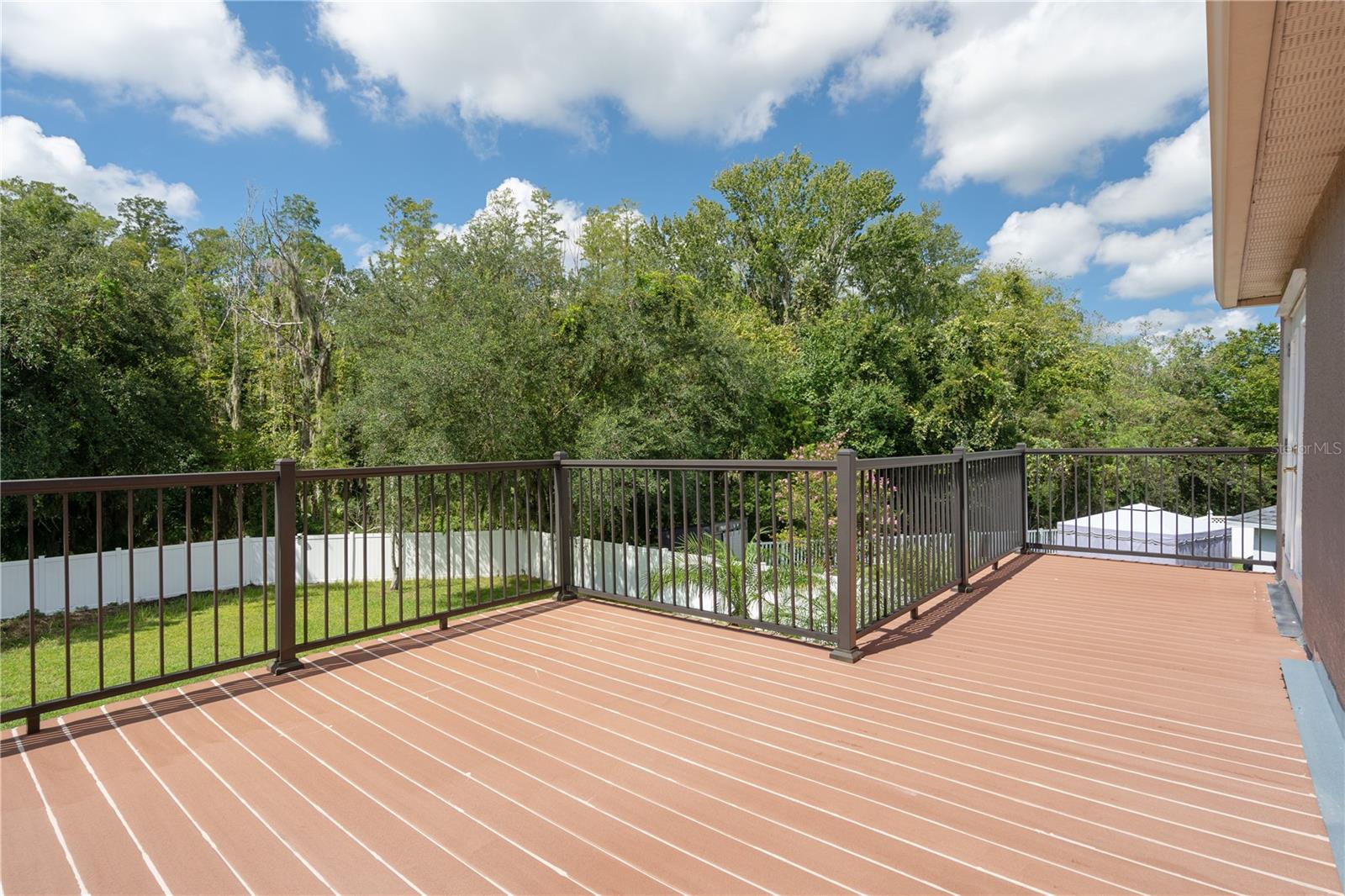4522 MAPLETREE LOOP