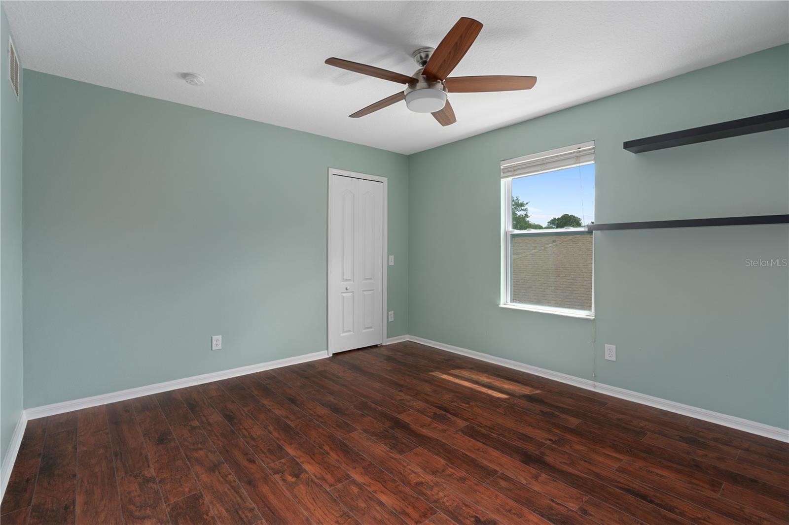 4522 MAPLETREE LOOP