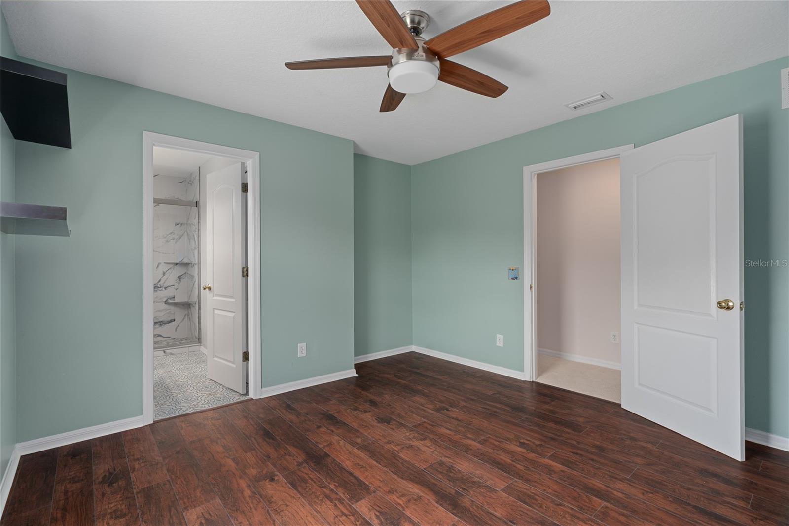 4522 MAPLETREE LOOP