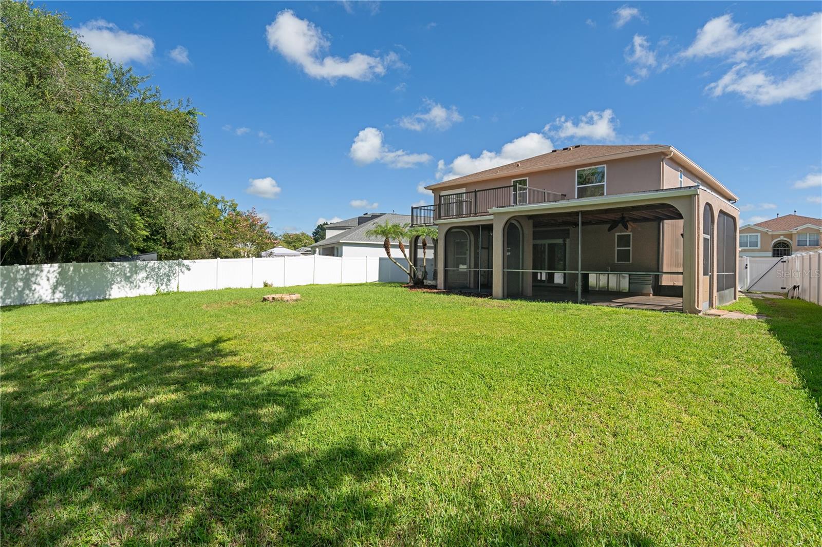 4522 MAPLETREE LOOP