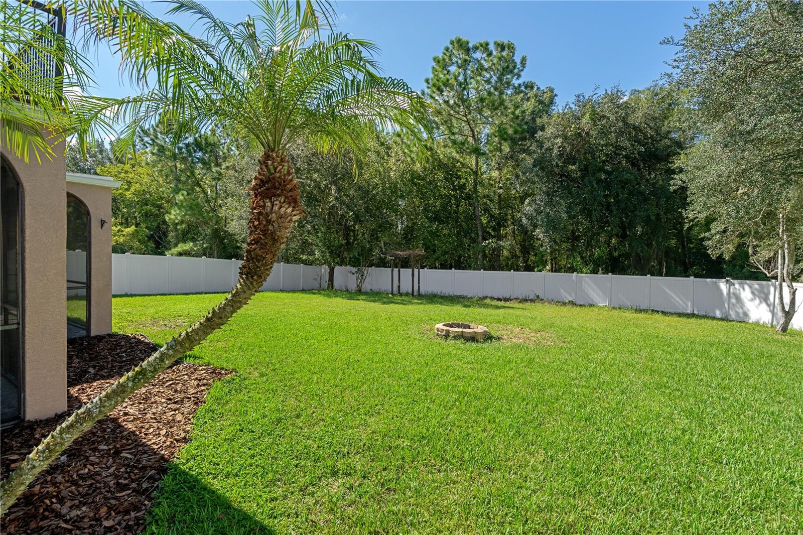 4522 MAPLETREE LOOP