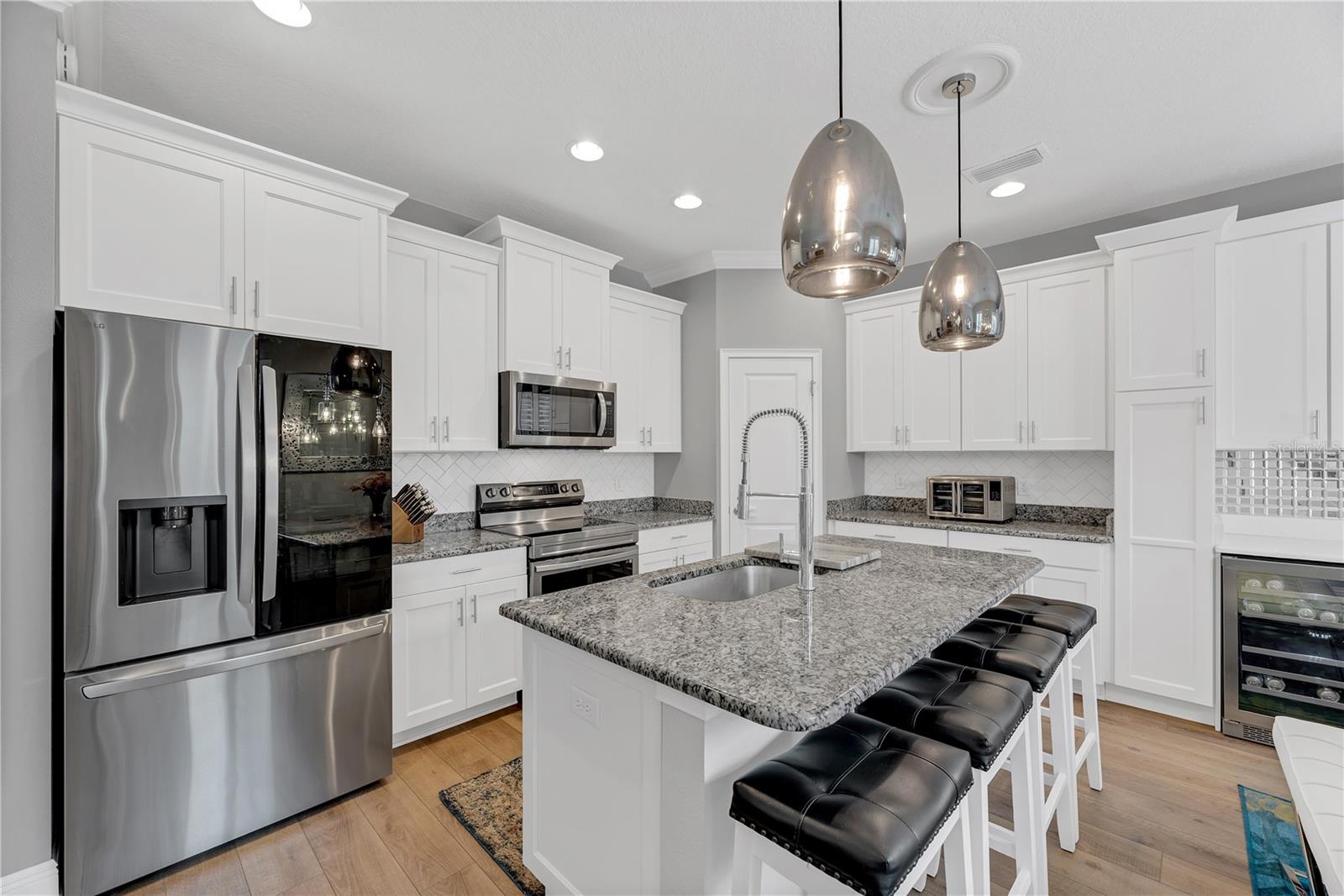 3030 W VAN BUREN DR
