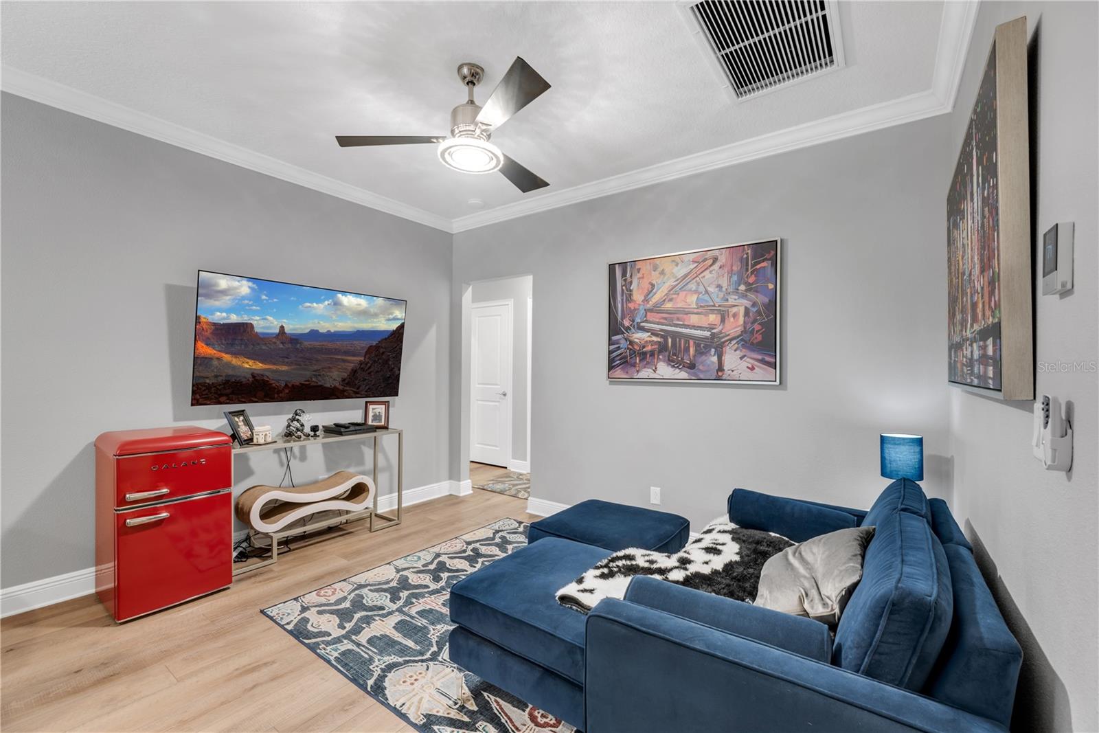 3030 W VAN BUREN DR
