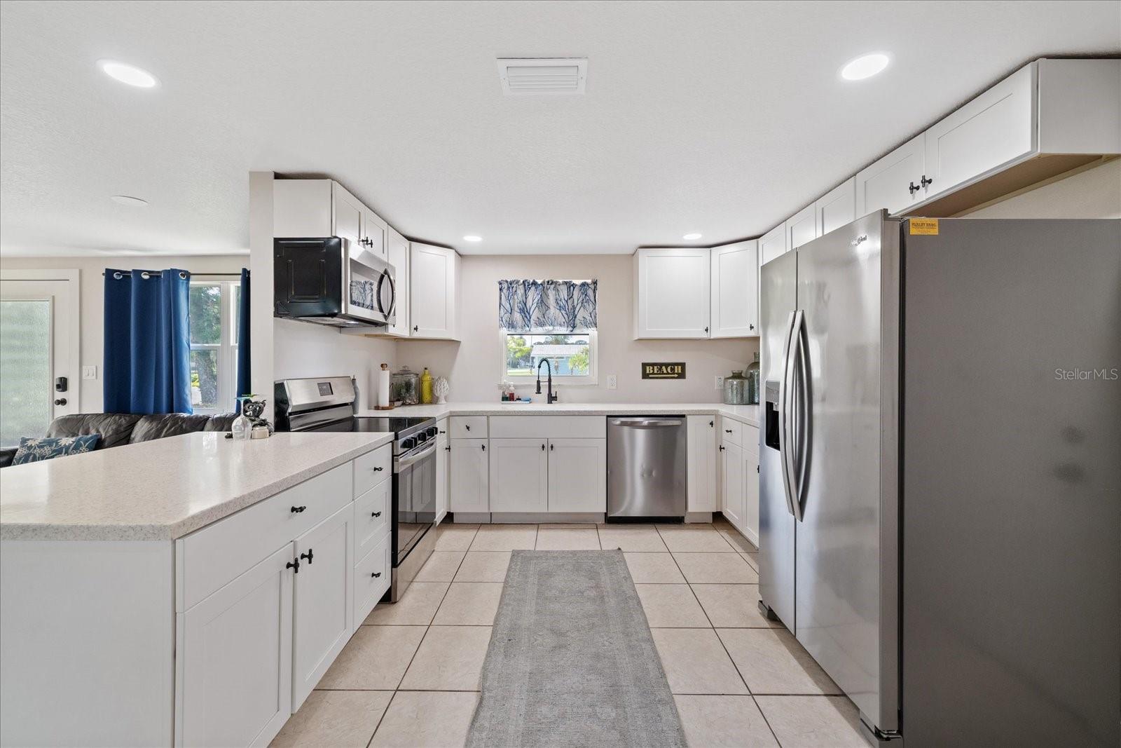 4611 TOPSAIL TRL