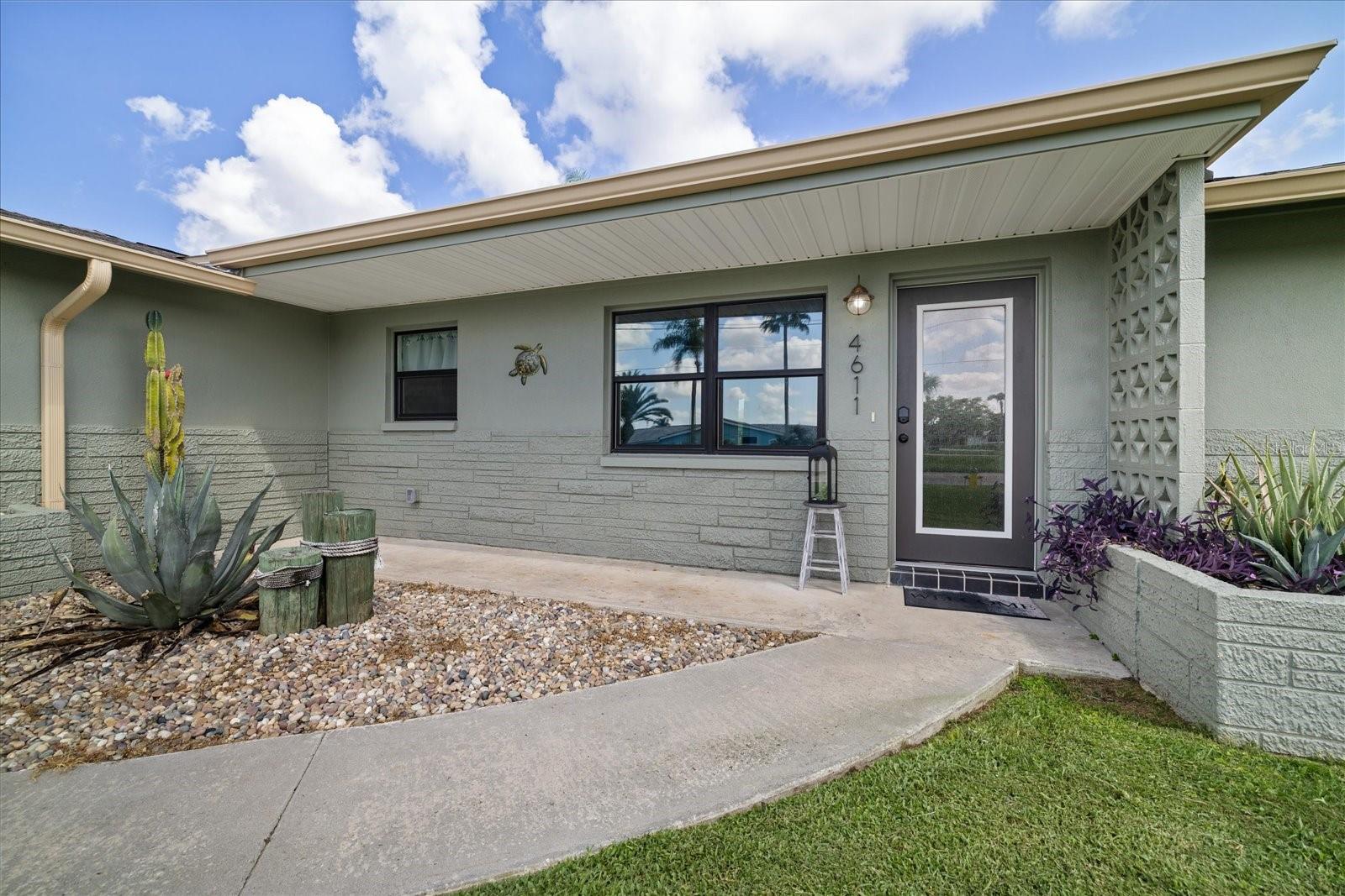 4611 TOPSAIL TRL