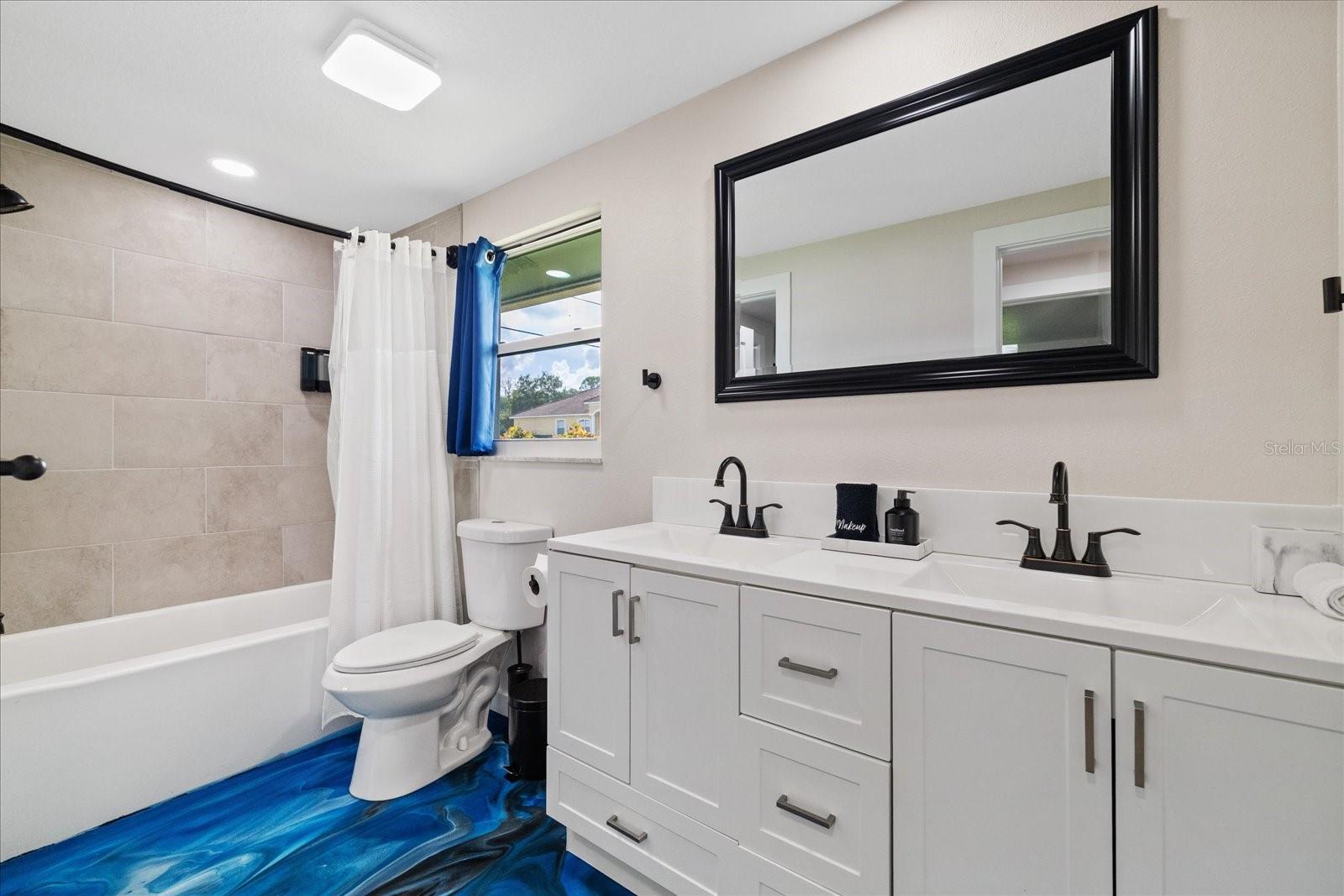4611 TOPSAIL TRL