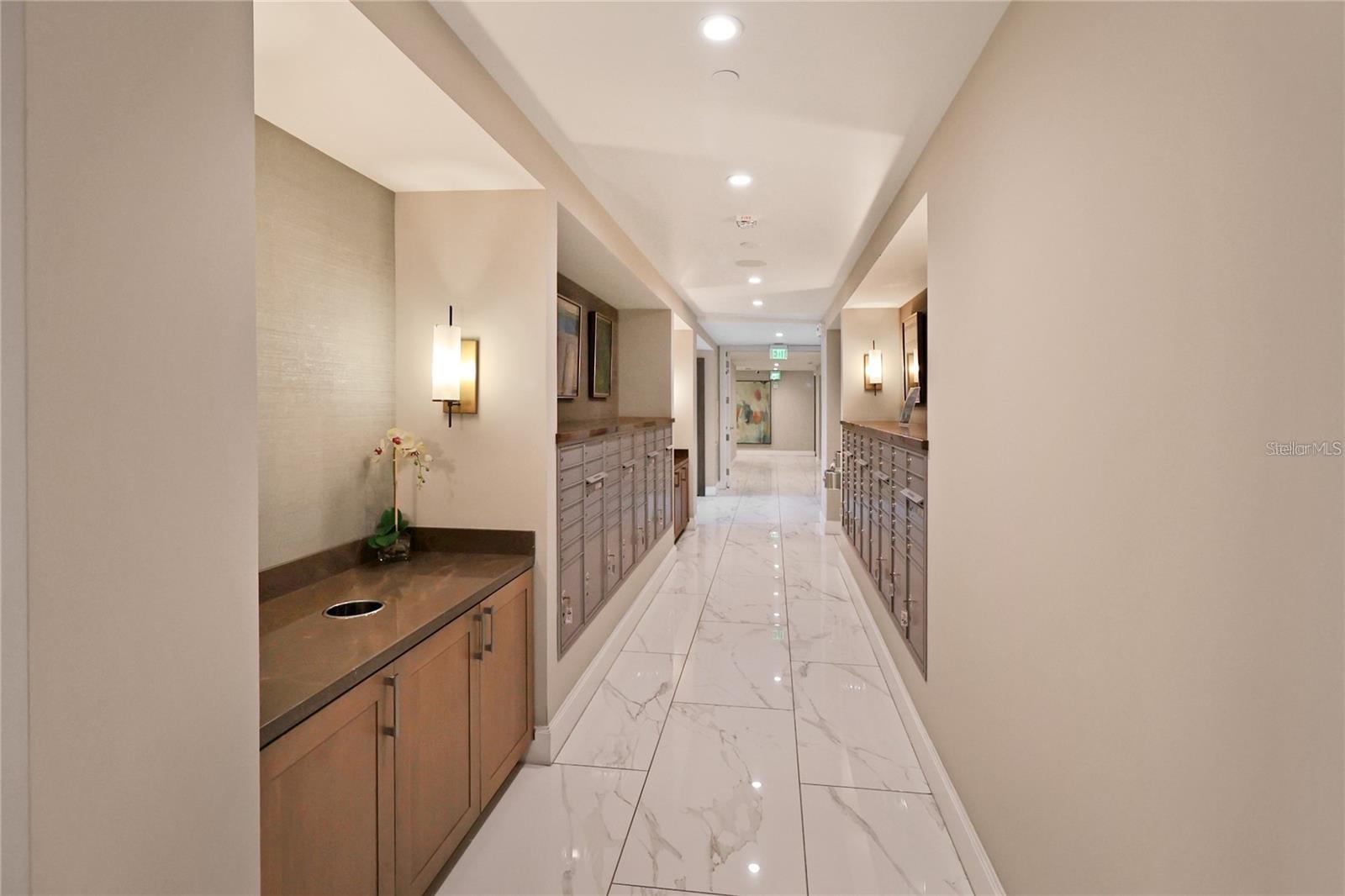 3401 BAYSHORE BLVD #503