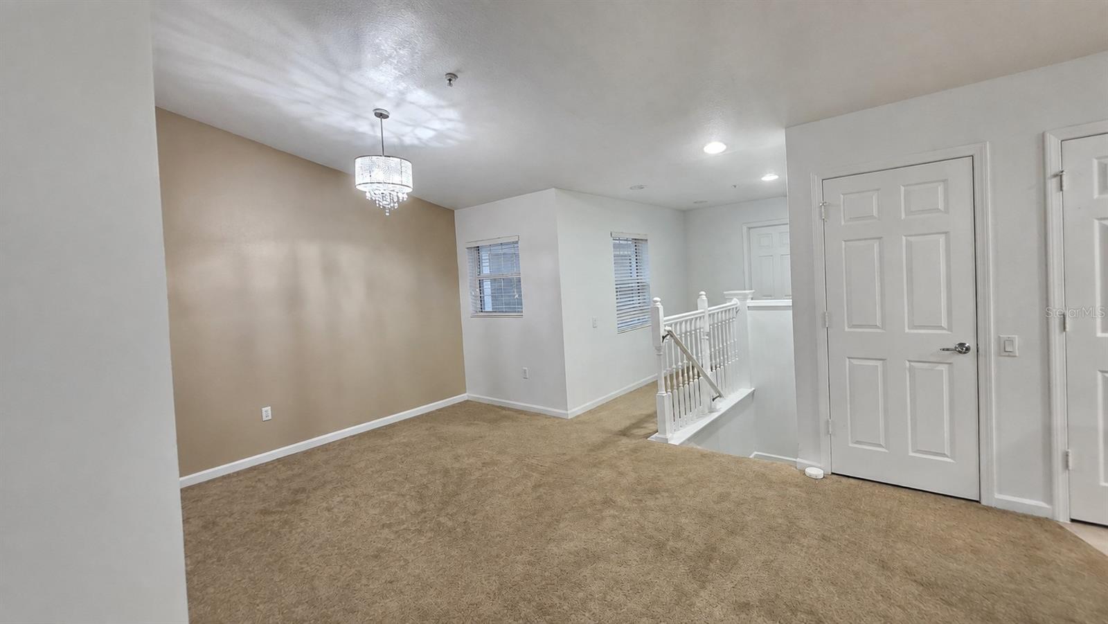 2086 KINGS PALACE DR #2086