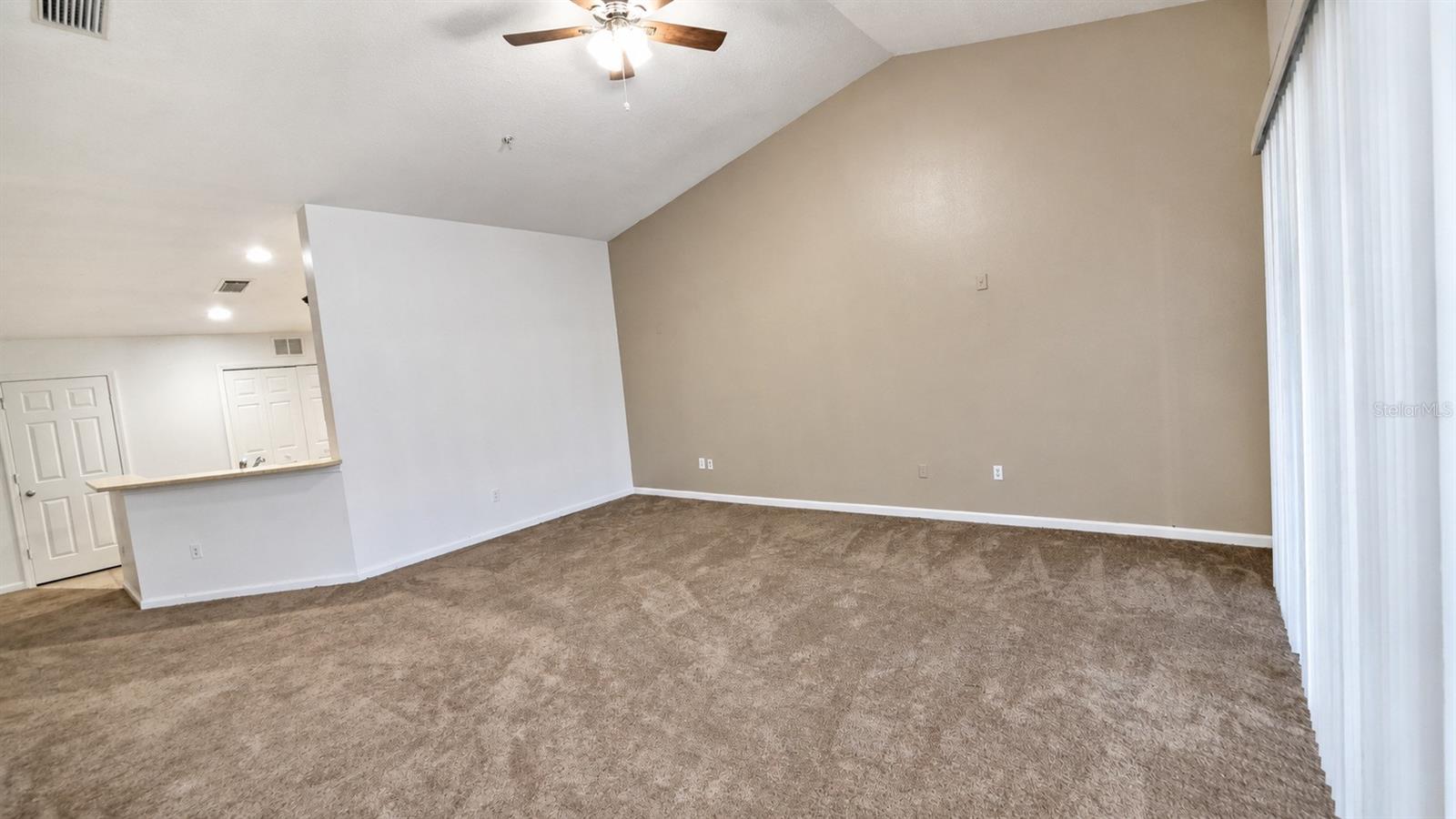 2086 KINGS PALACE DR #2086