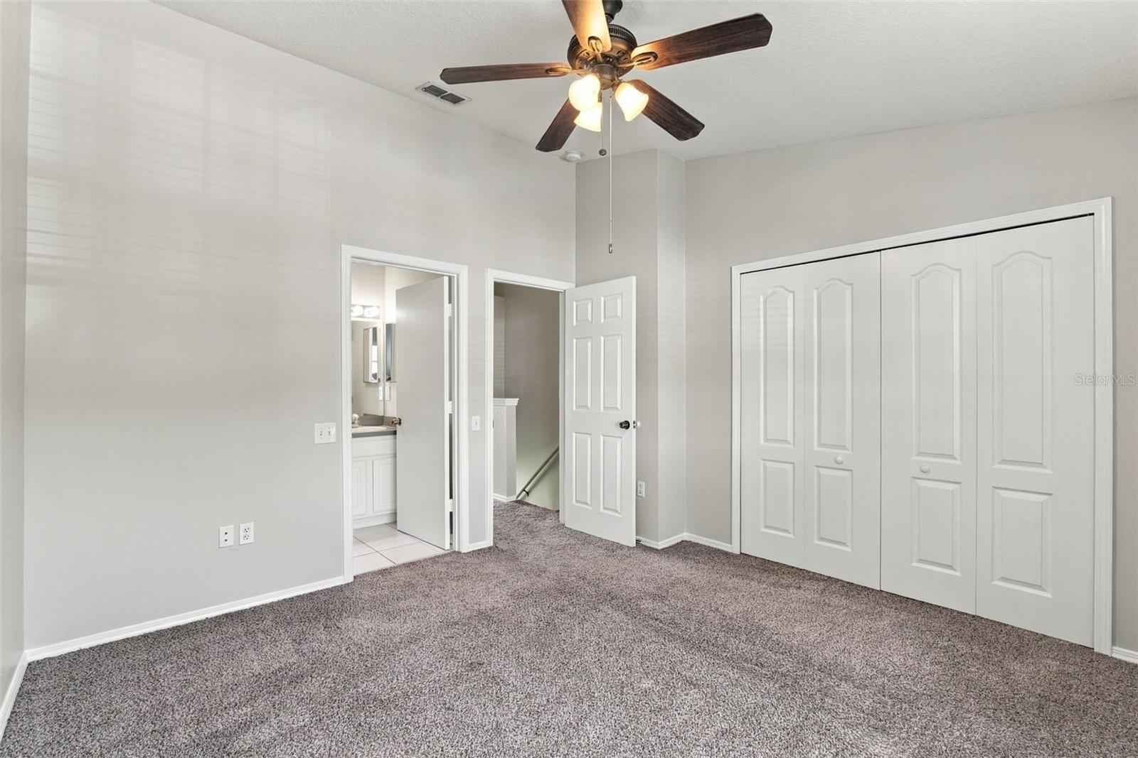 1150 KENNEWICK CT #1150