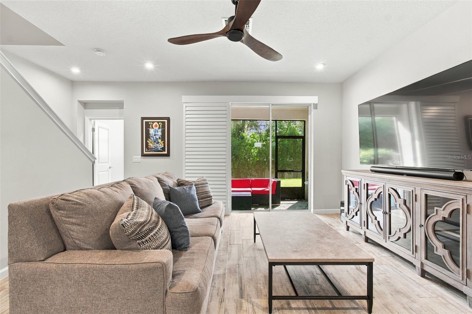 4242 CLOUD HOPPER WAY
