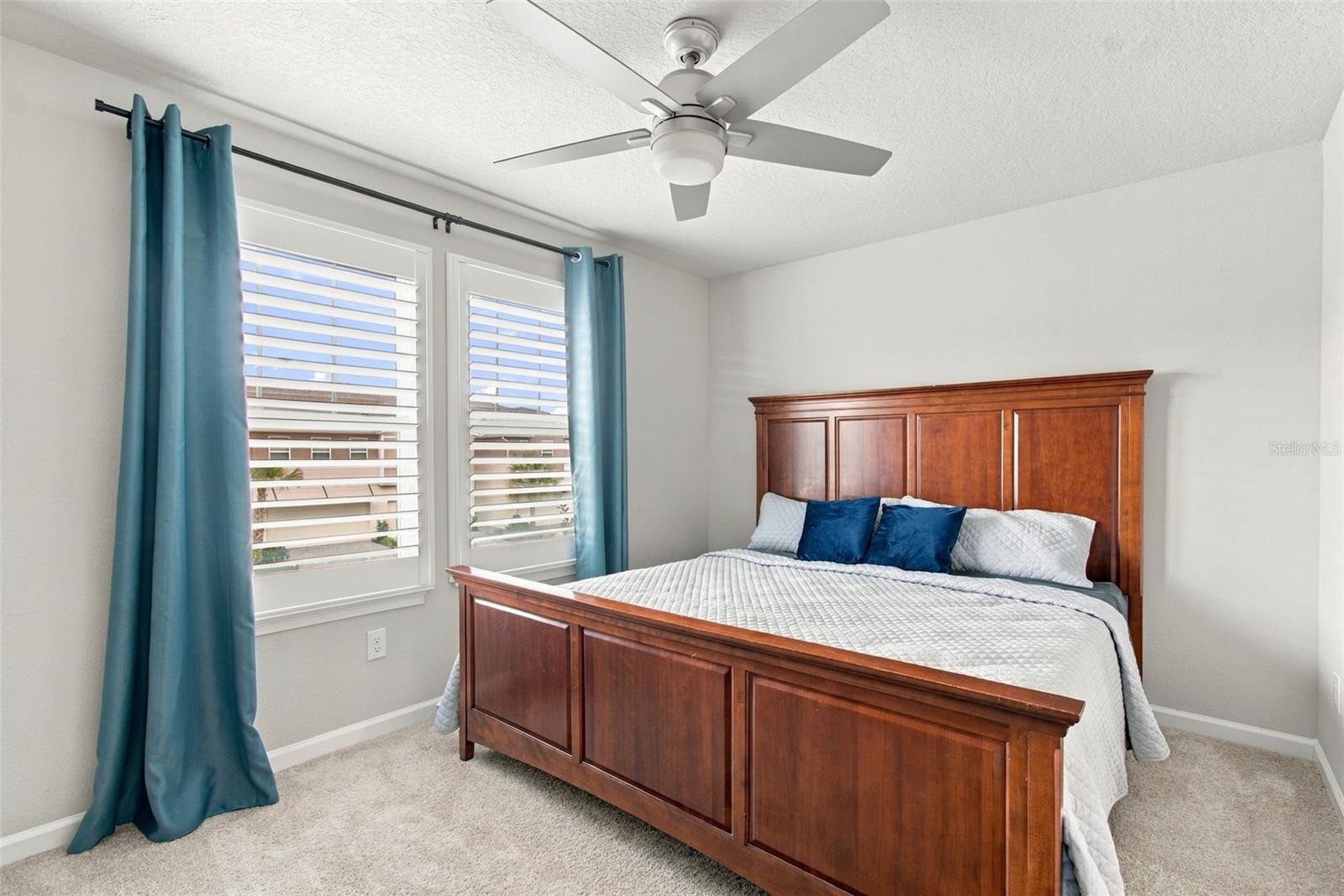 4242 CLOUD HOPPER WAY