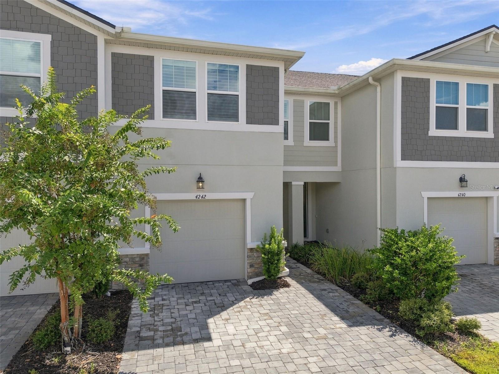 4242 CLOUD HOPPER WAY