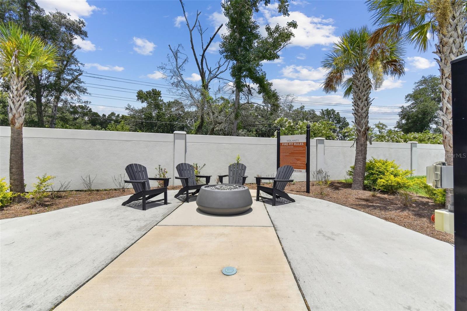 4242 CLOUD HOPPER WAY