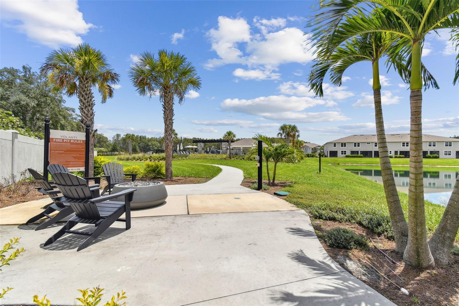 4242 CLOUD HOPPER WAY