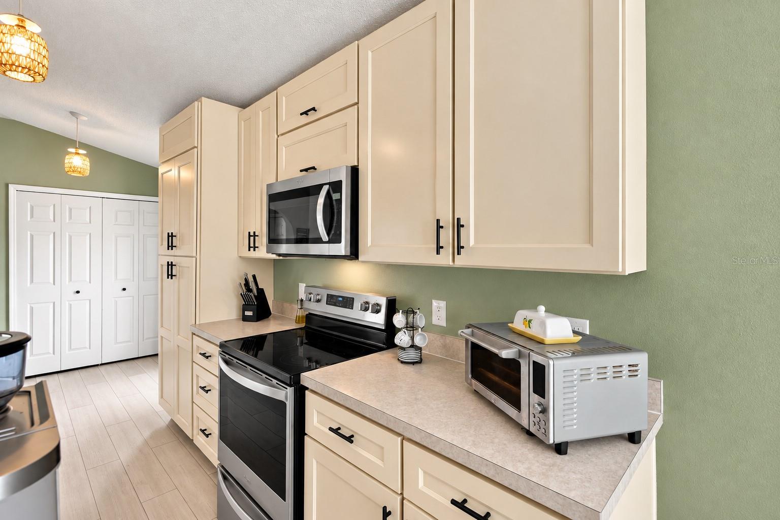 13004 WATERBOURNE DR