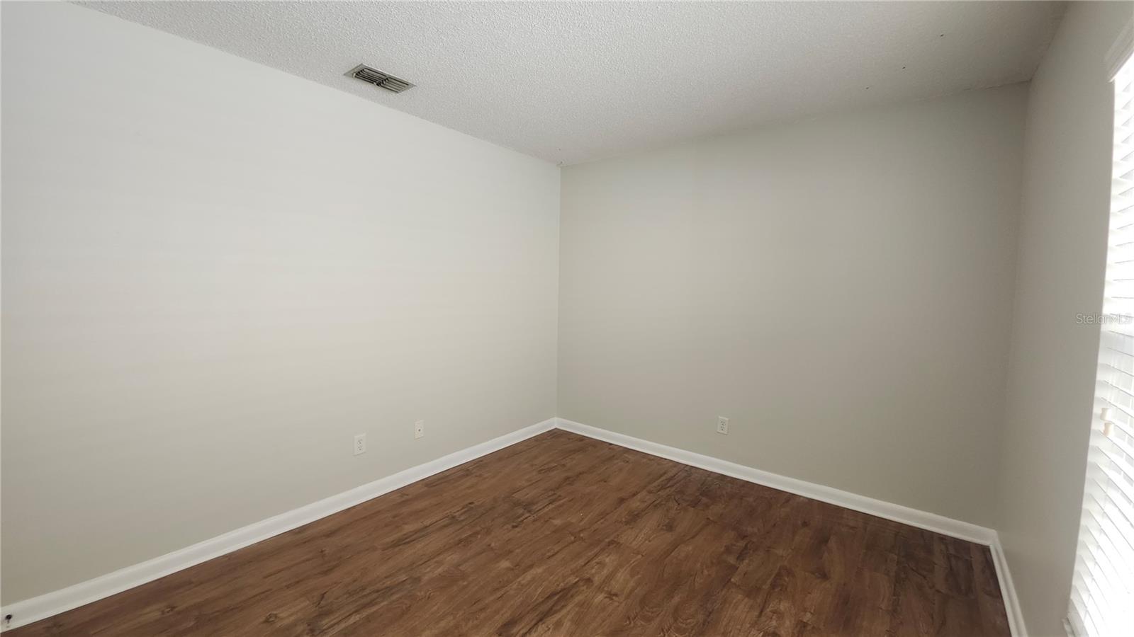 1306 COOLRIDGE DR