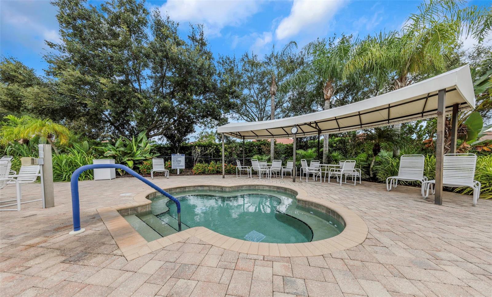 114 SHELL FALLS DR