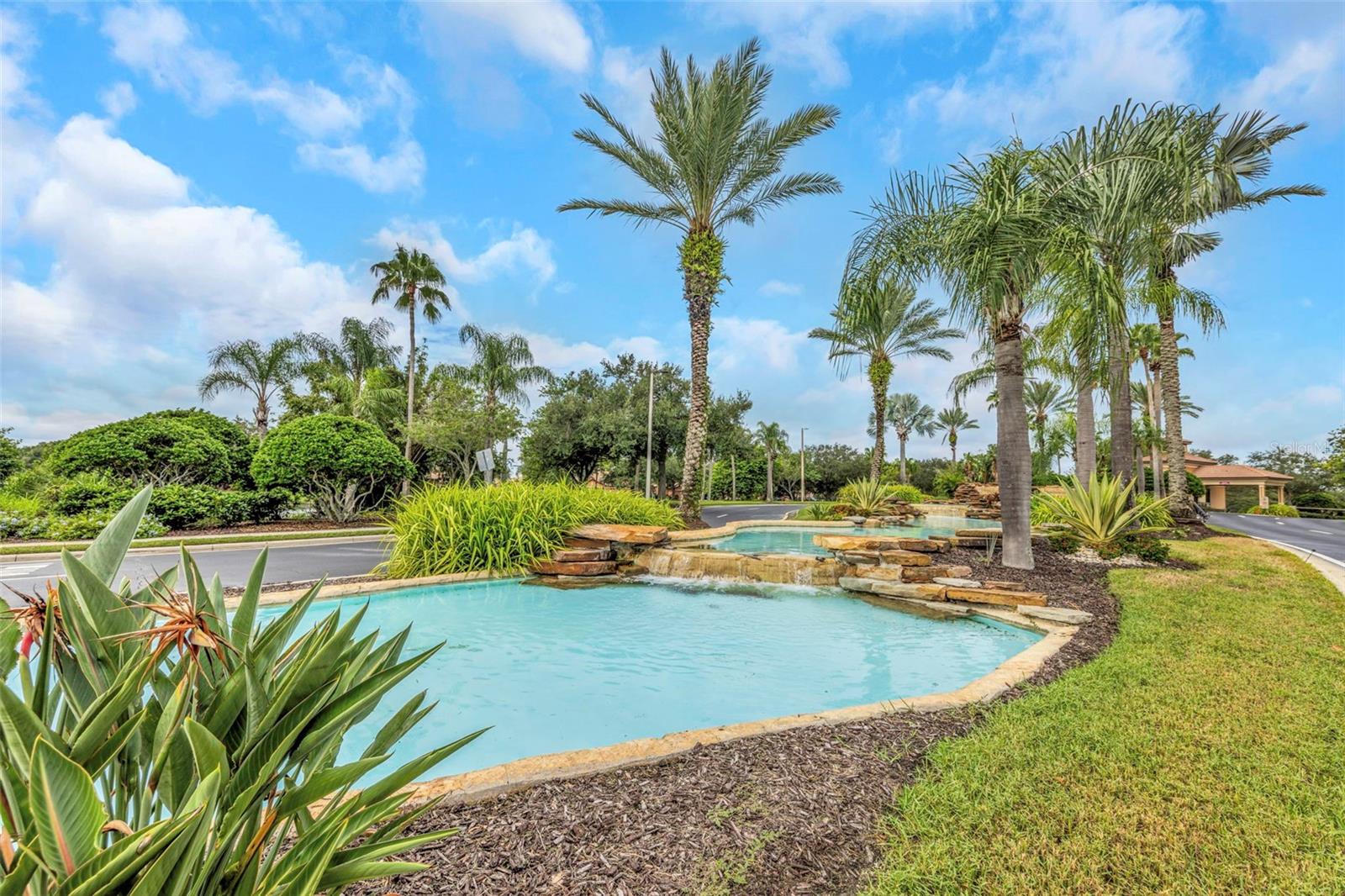 114 SHELL FALLS DR