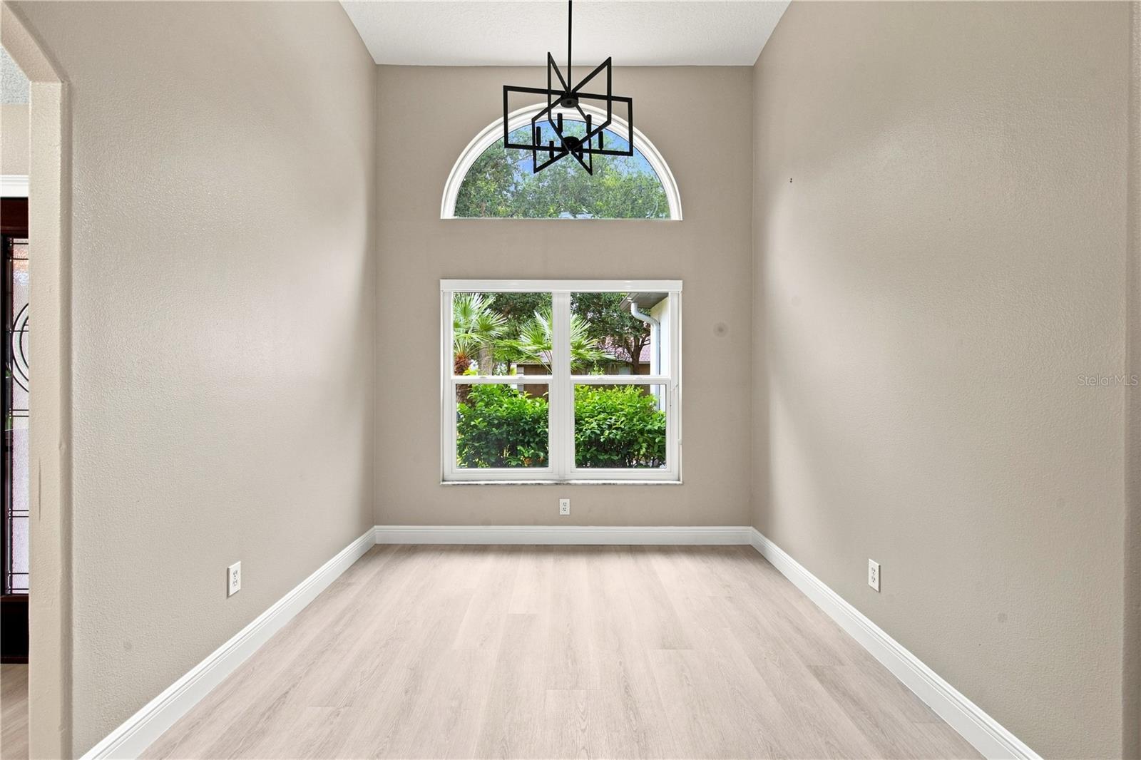 6137 WHIMBRELWOOD DR