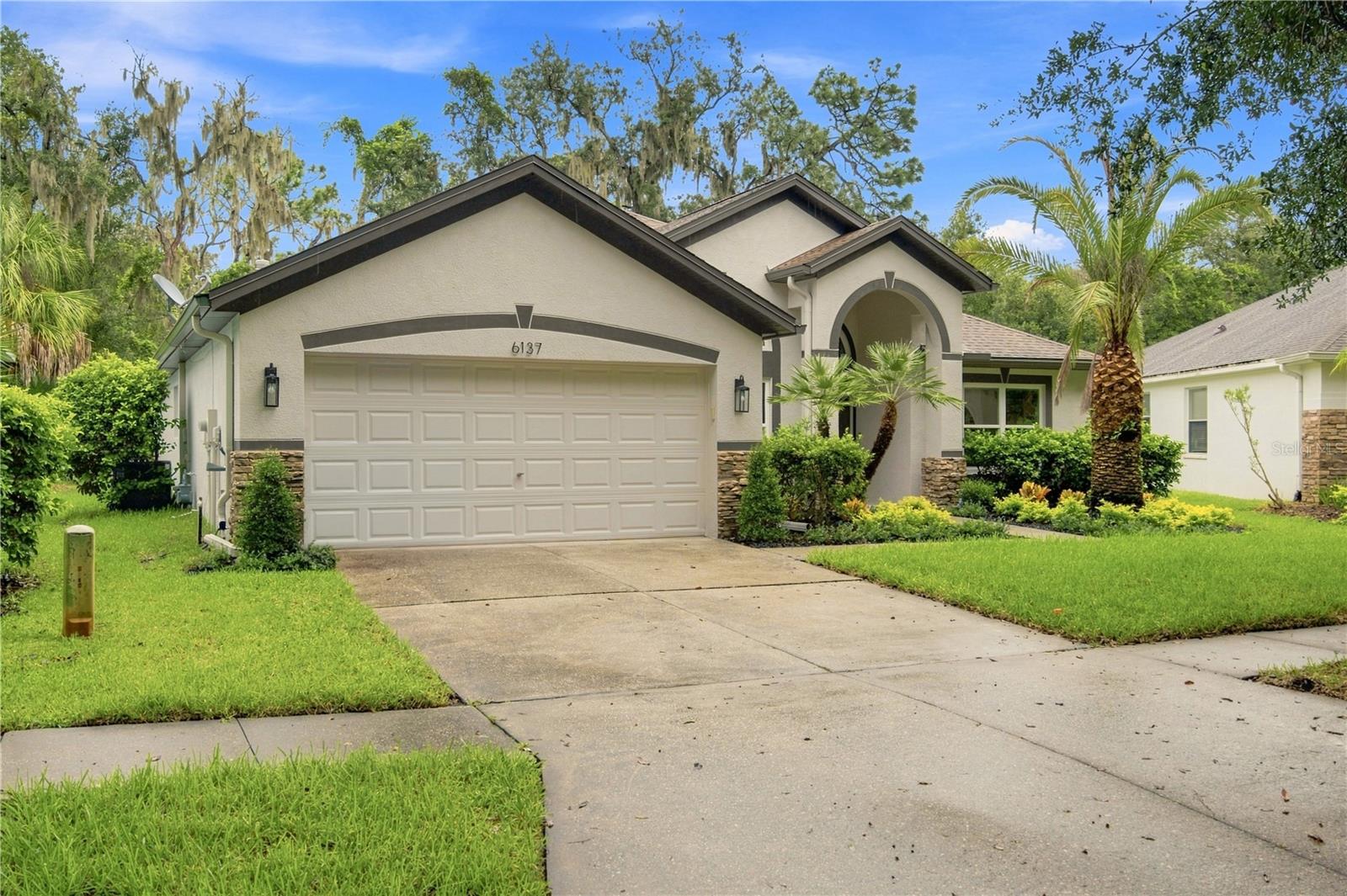 6137 WHIMBRELWOOD DR