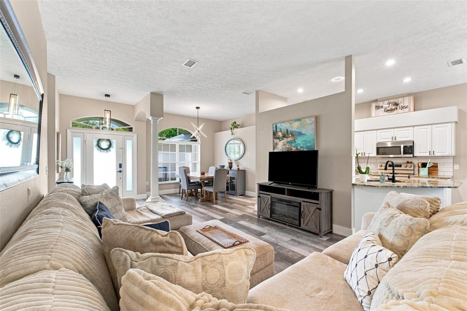 13540 KNOTTY LN