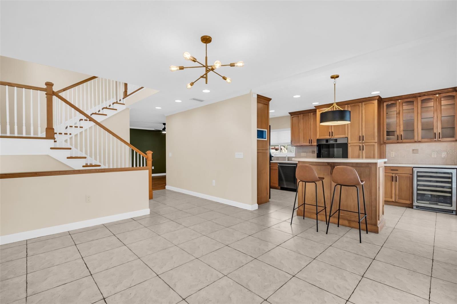3992 ORCHARD HILL CIR