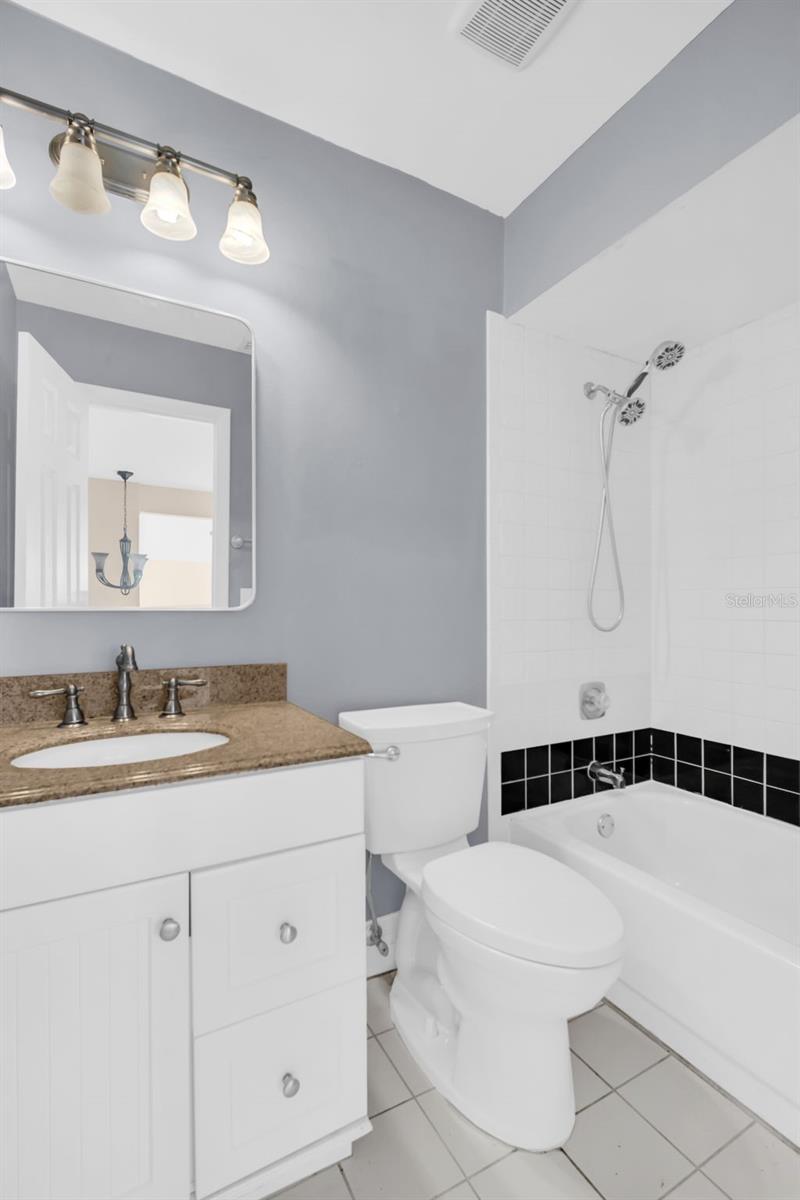 3992 ORCHARD HILL CIR
