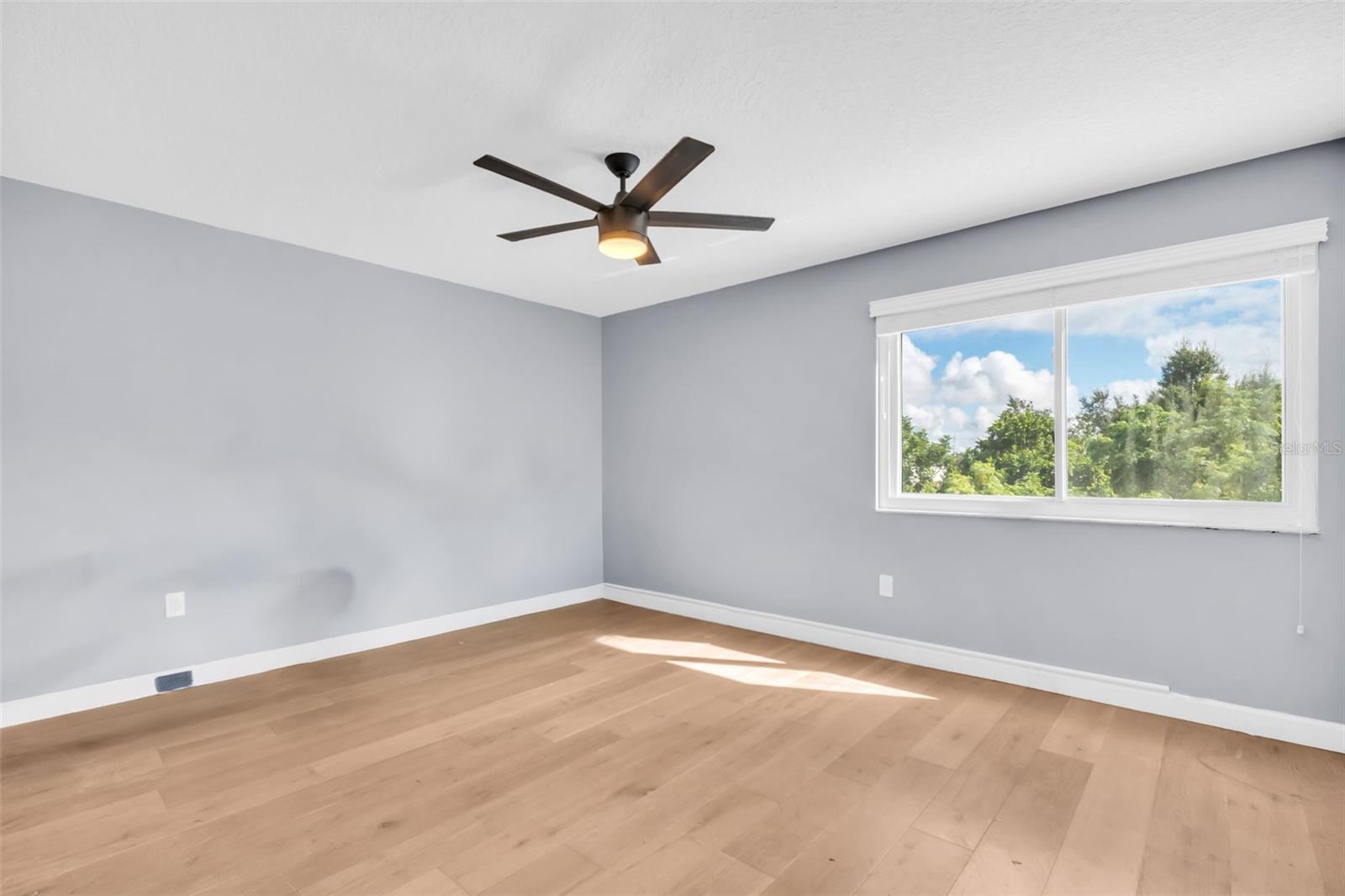 3992 ORCHARD HILL CIR