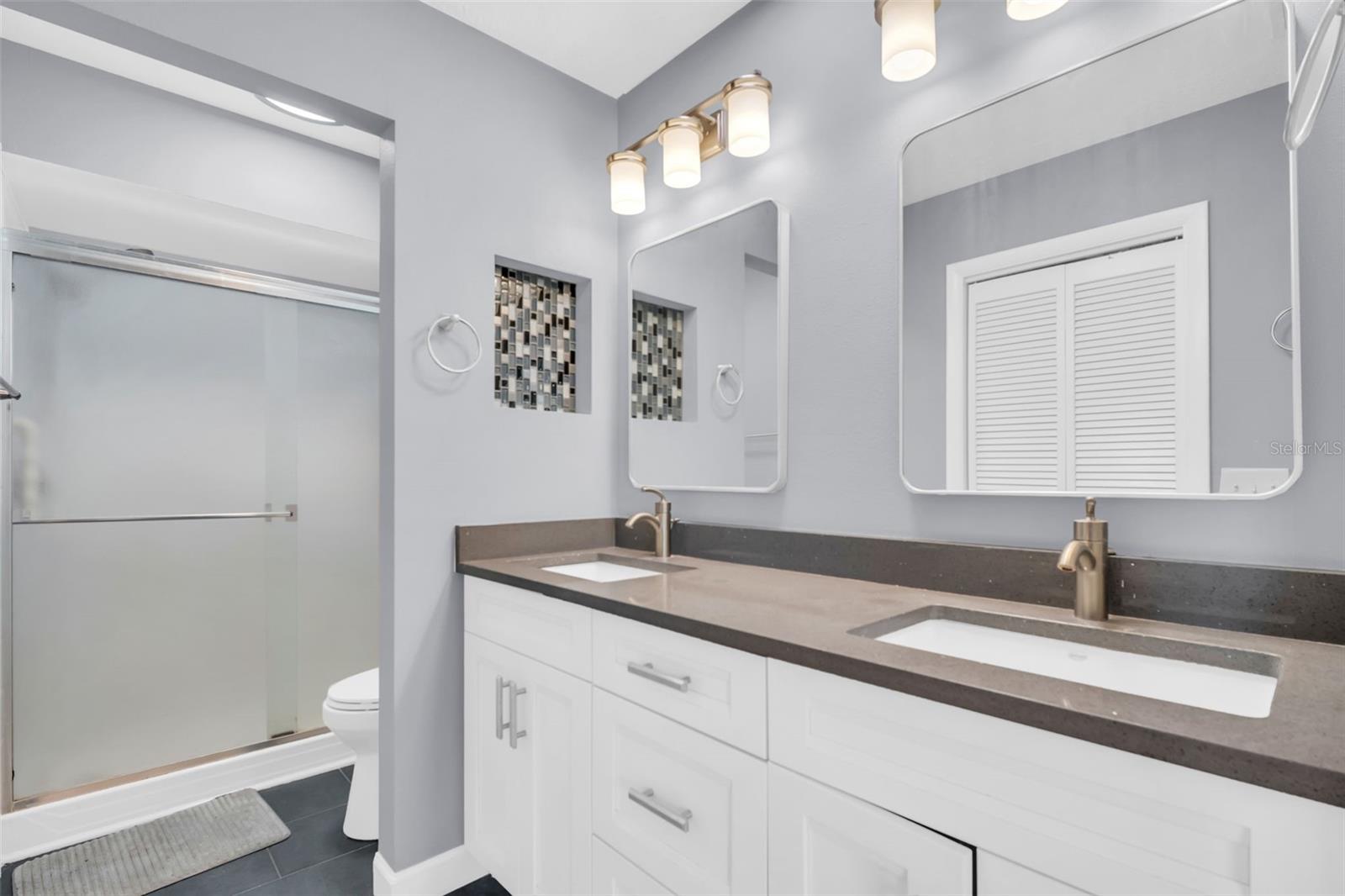3992 ORCHARD HILL CIR