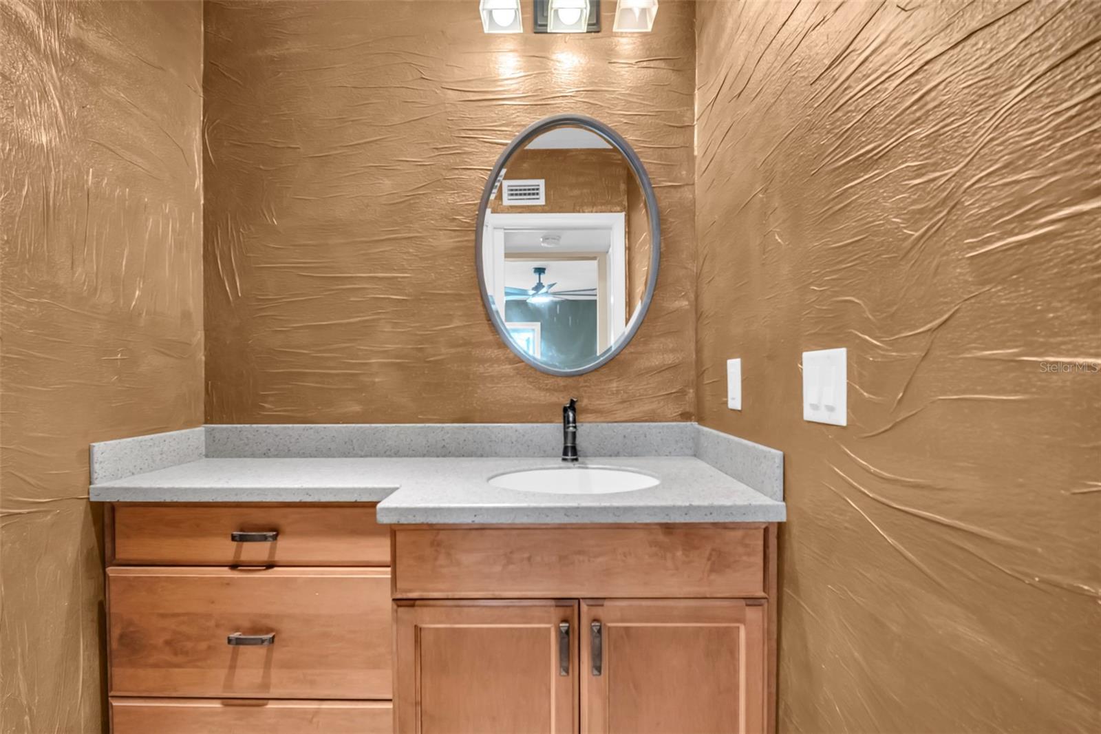 3992 ORCHARD HILL CIR
