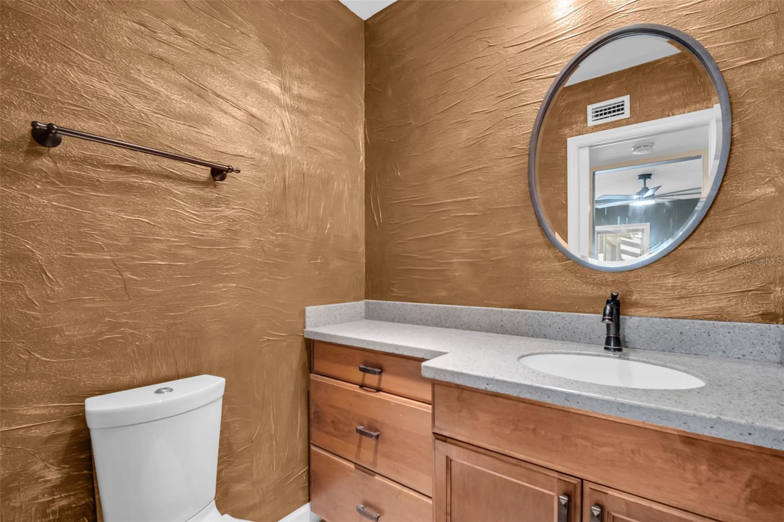 3992 ORCHARD HILL CIR