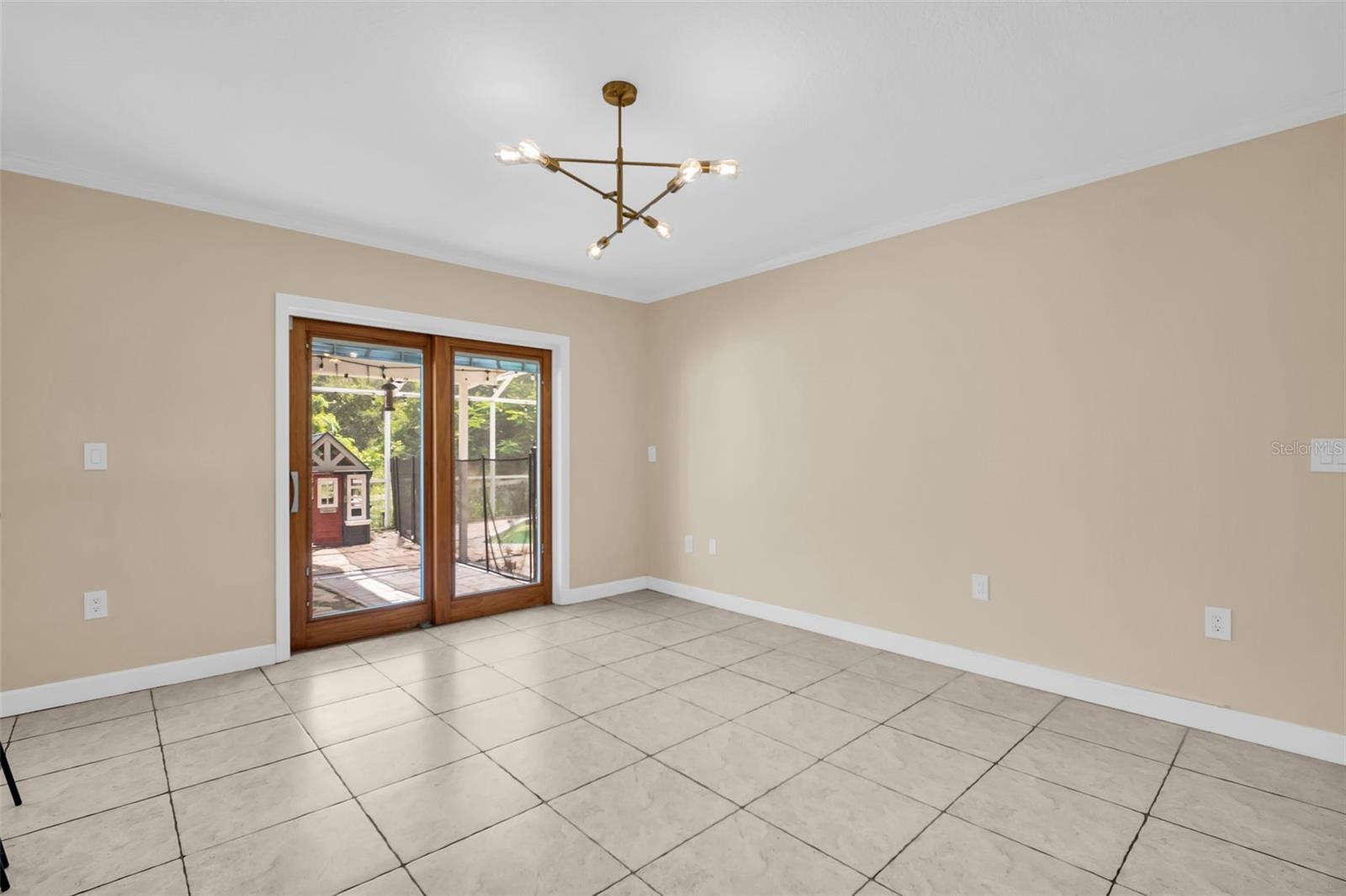 3992 ORCHARD HILL CIR