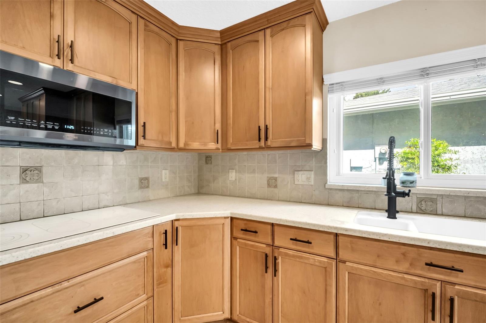 3992 ORCHARD HILL CIR