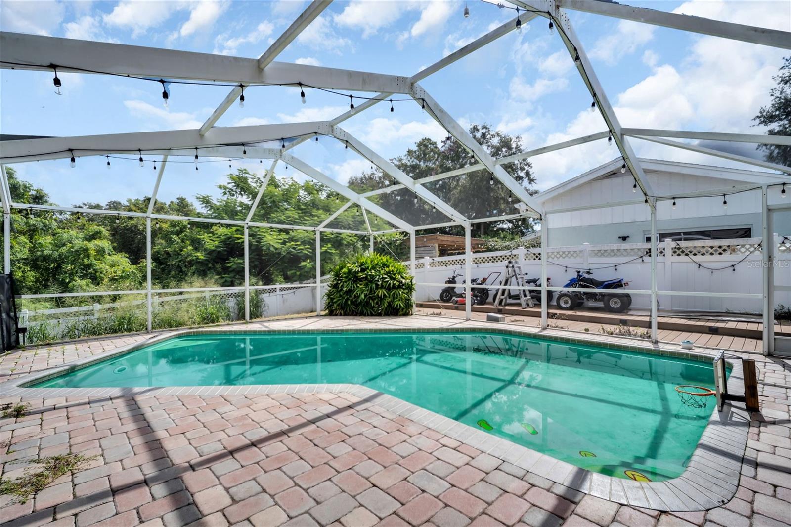 3992 ORCHARD HILL CIR