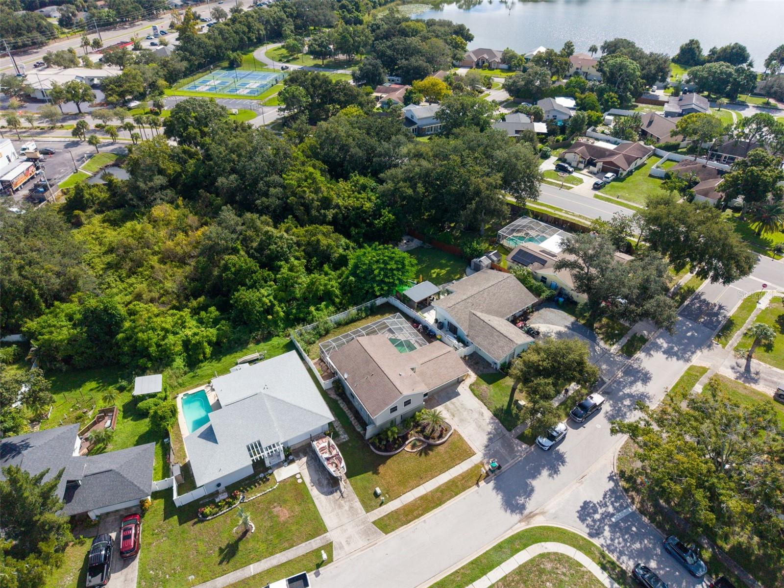 3992 ORCHARD HILL CIR