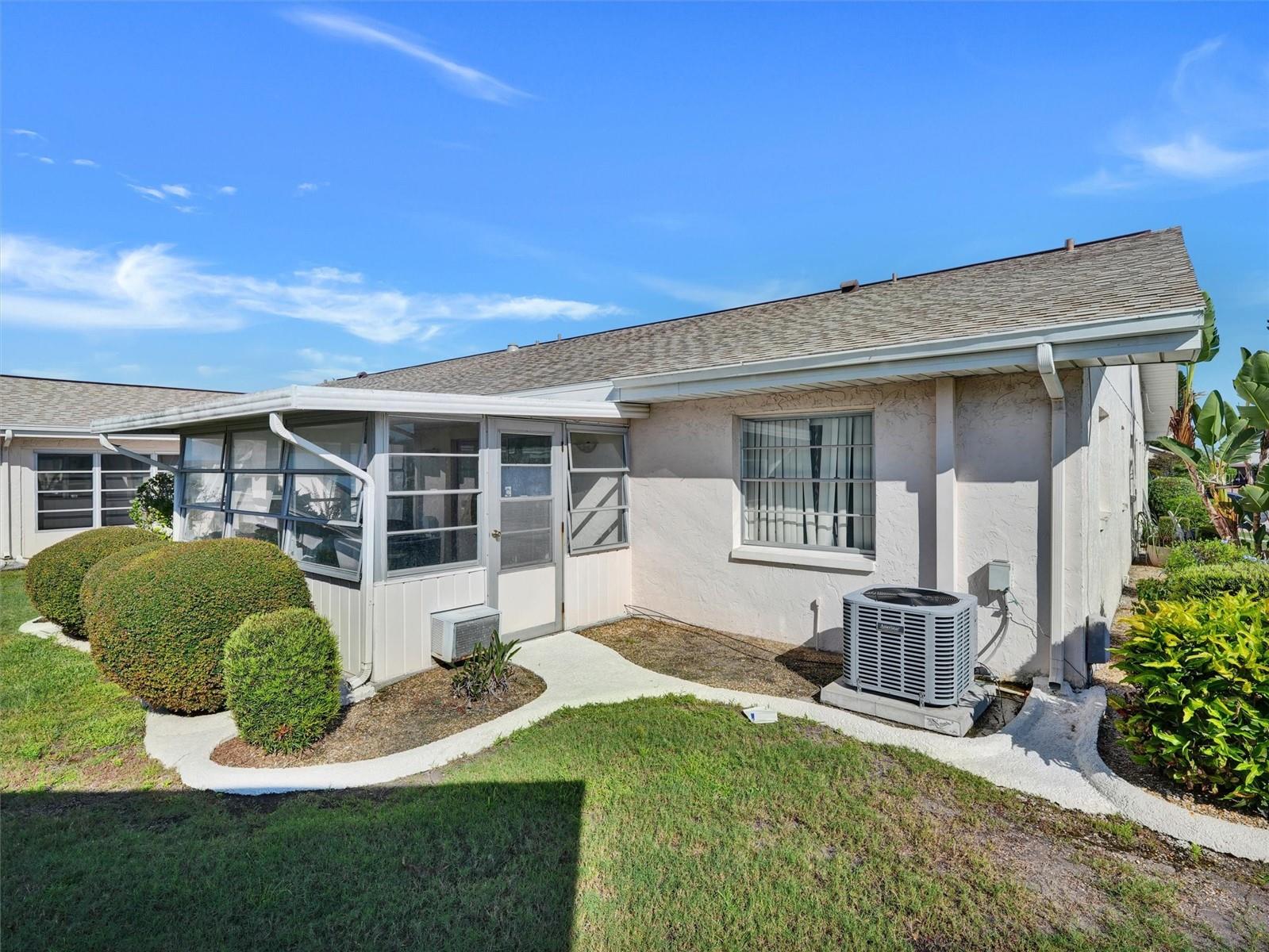 202 CACTUSFLOWER LN