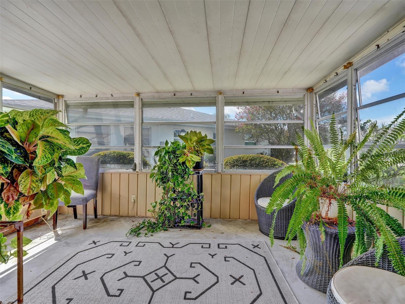202 CACTUSFLOWER LN